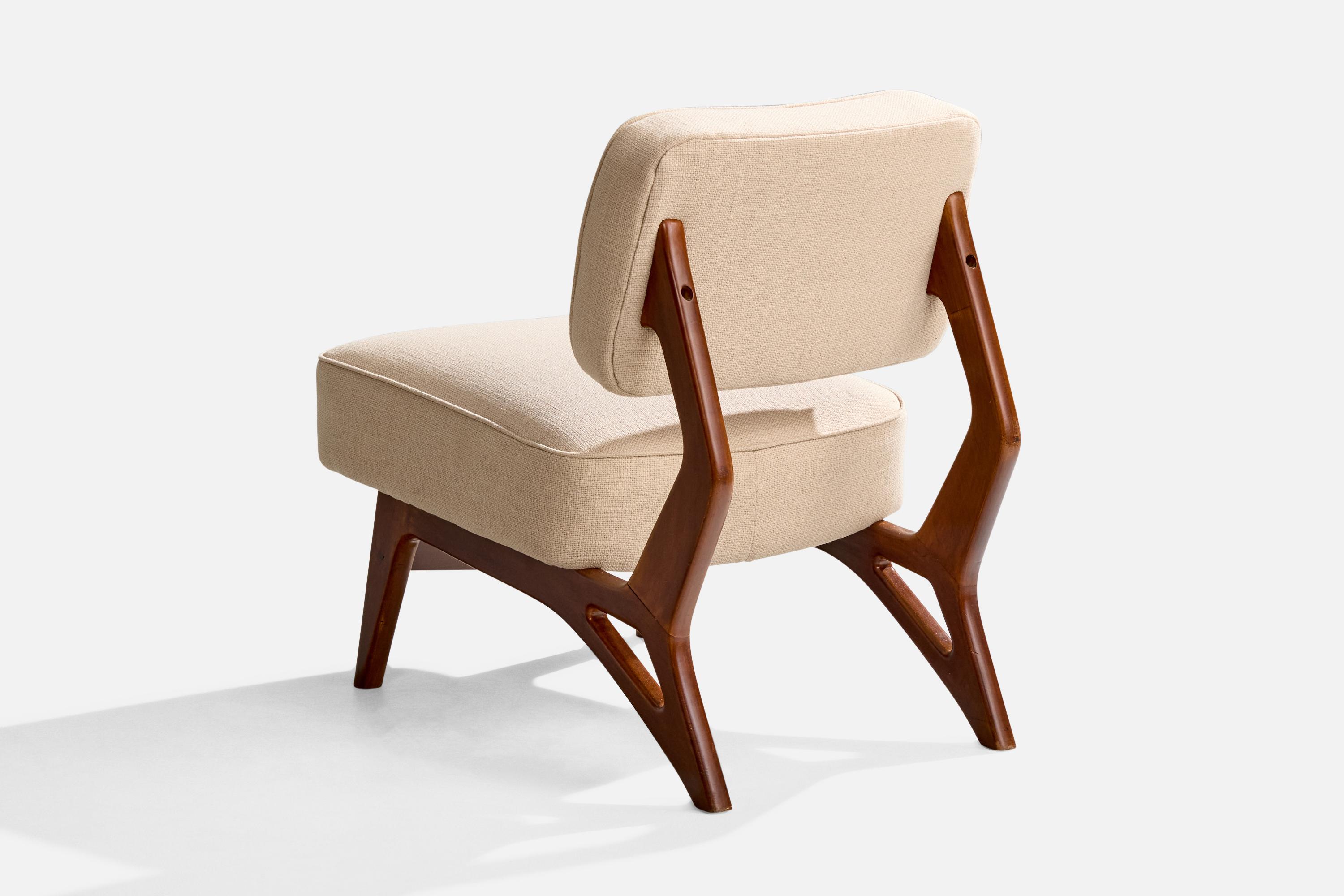 Mid-Century Modern Móveis Cimo, Slipper Chair, Wood, Fabric, Brazil, 1960s For Sale