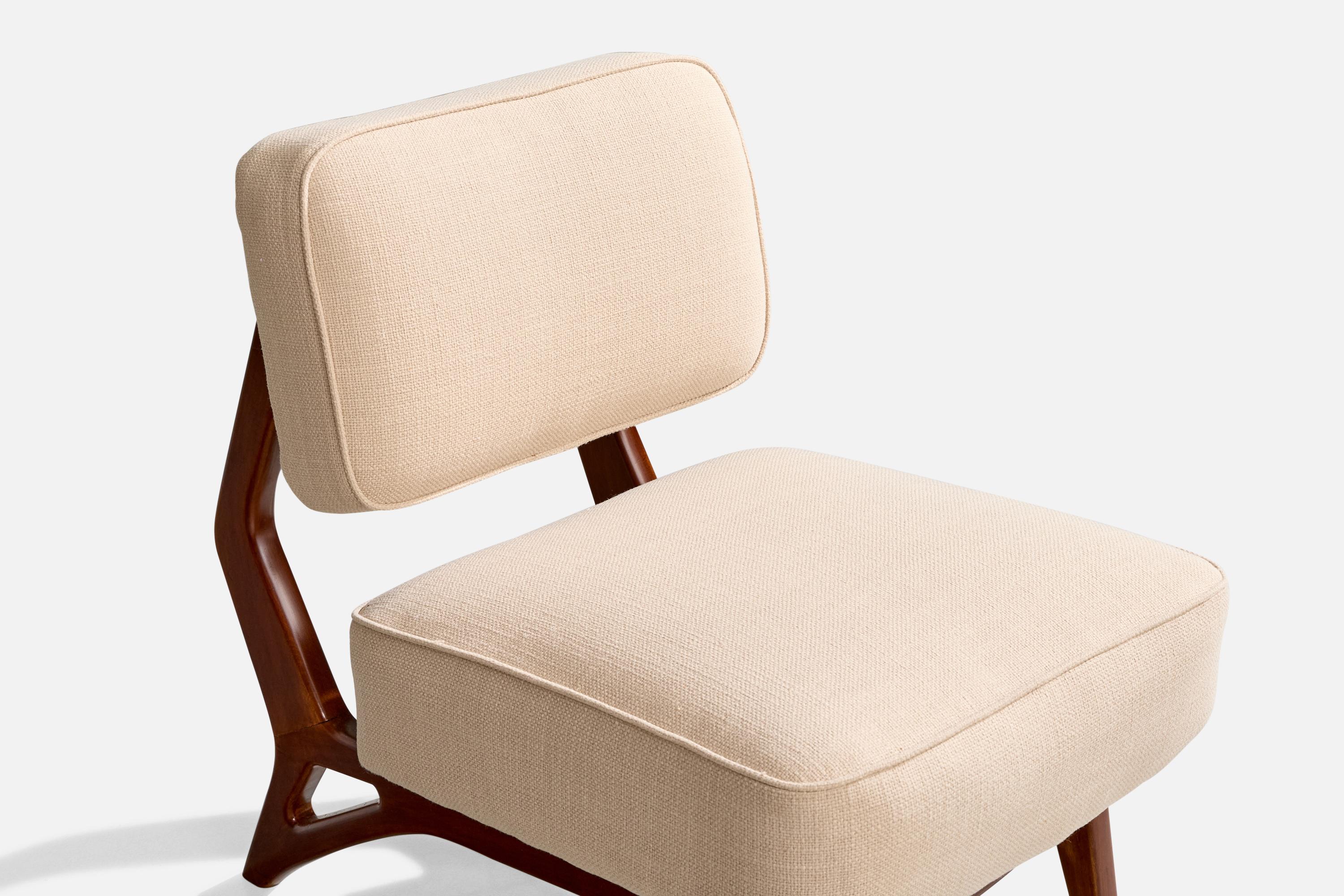 Móveis Cimo, Slipper Chair, Wood, Fabric, Brazil, 1960s For Sale 1