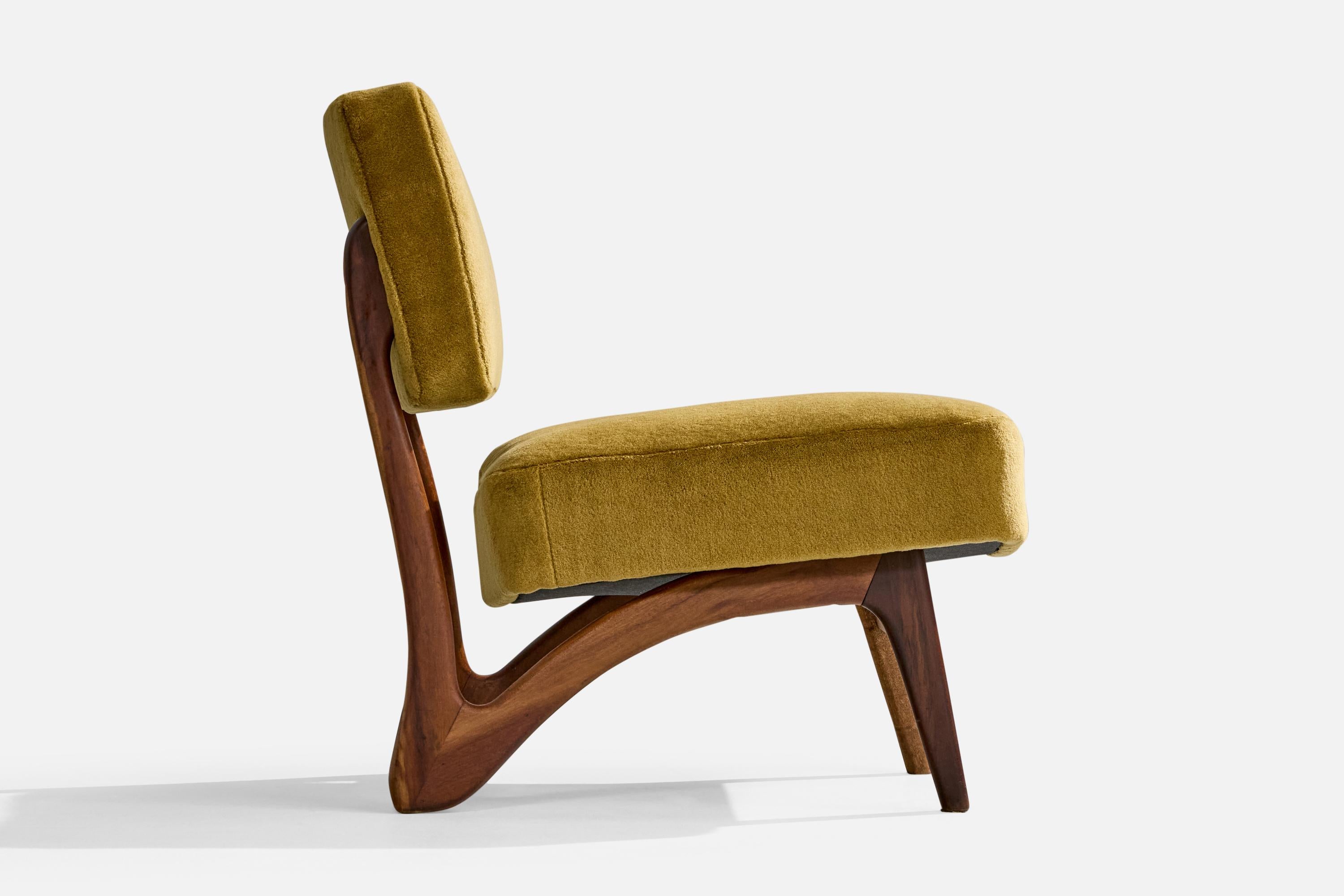 Mid-20th Century Móveis Cimo, Slipper Chair, Wood, Velvet, Brazil, 1960s