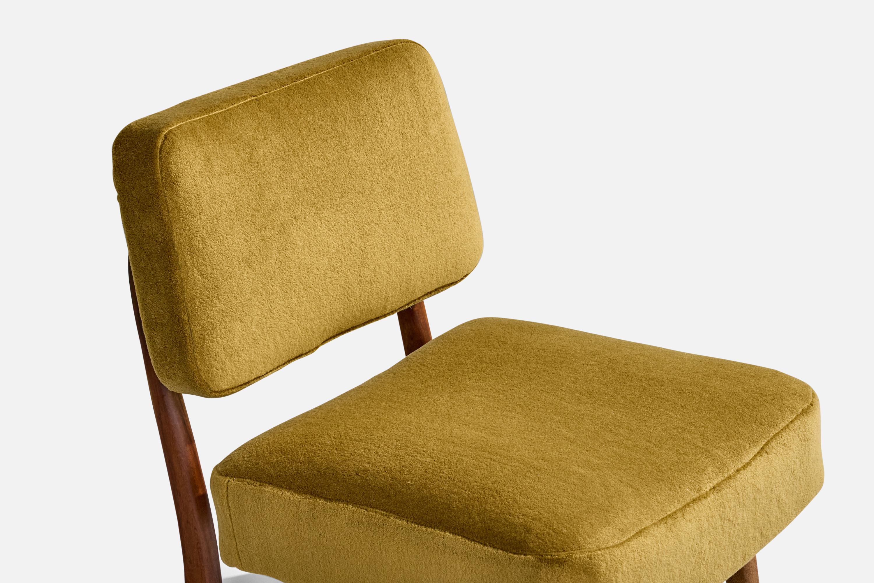 Móveis Cimo, Slipper Chair, Wood, Velvet, Brazil, 1960s 1