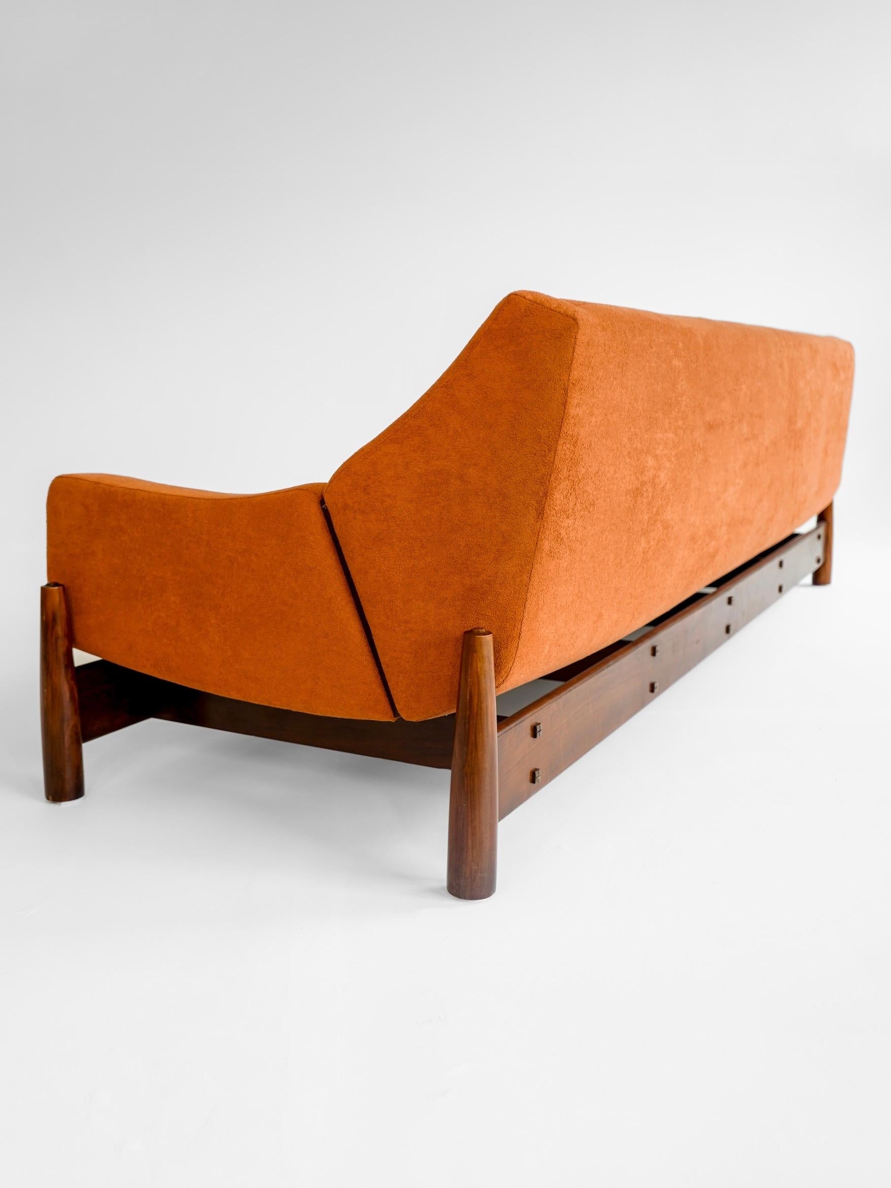 Sofá 'Móveis Cimo' Años 60, Brasil Moderno de mediados de siglo Brasileño en venta