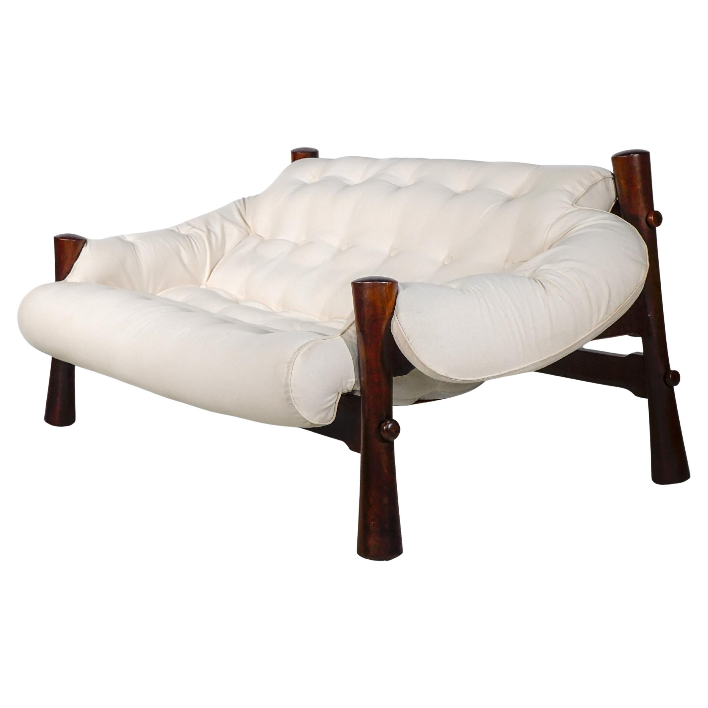 'Móveis Cimo' two-seater Sofa In solid Imbuia wood. Brazil 1960
