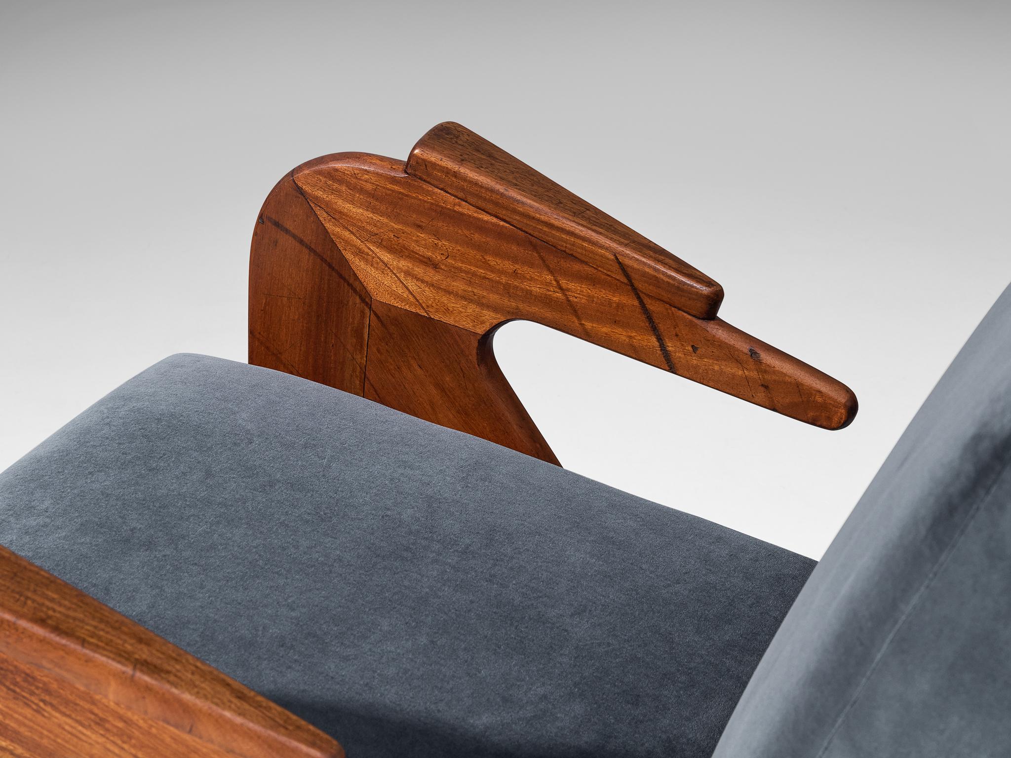 Móveis Drago ‘Novelty’ Armchair in Blue Velvet and Brazilian Hardwood  For Sale 1