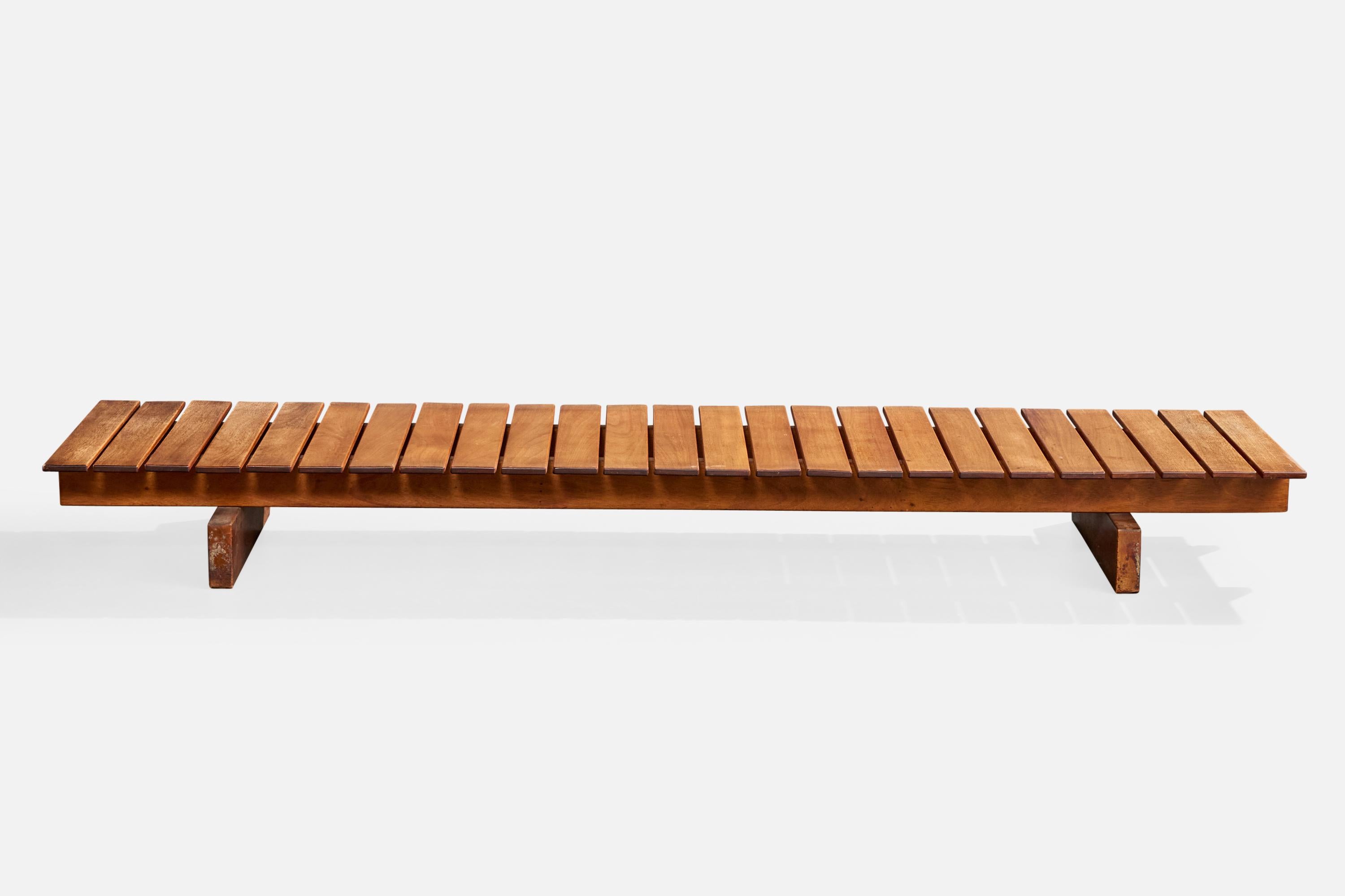 Mid-Century Modern Moveis Maravilha, grand banc, Wood Wood, Brésil, années 1960 en vente