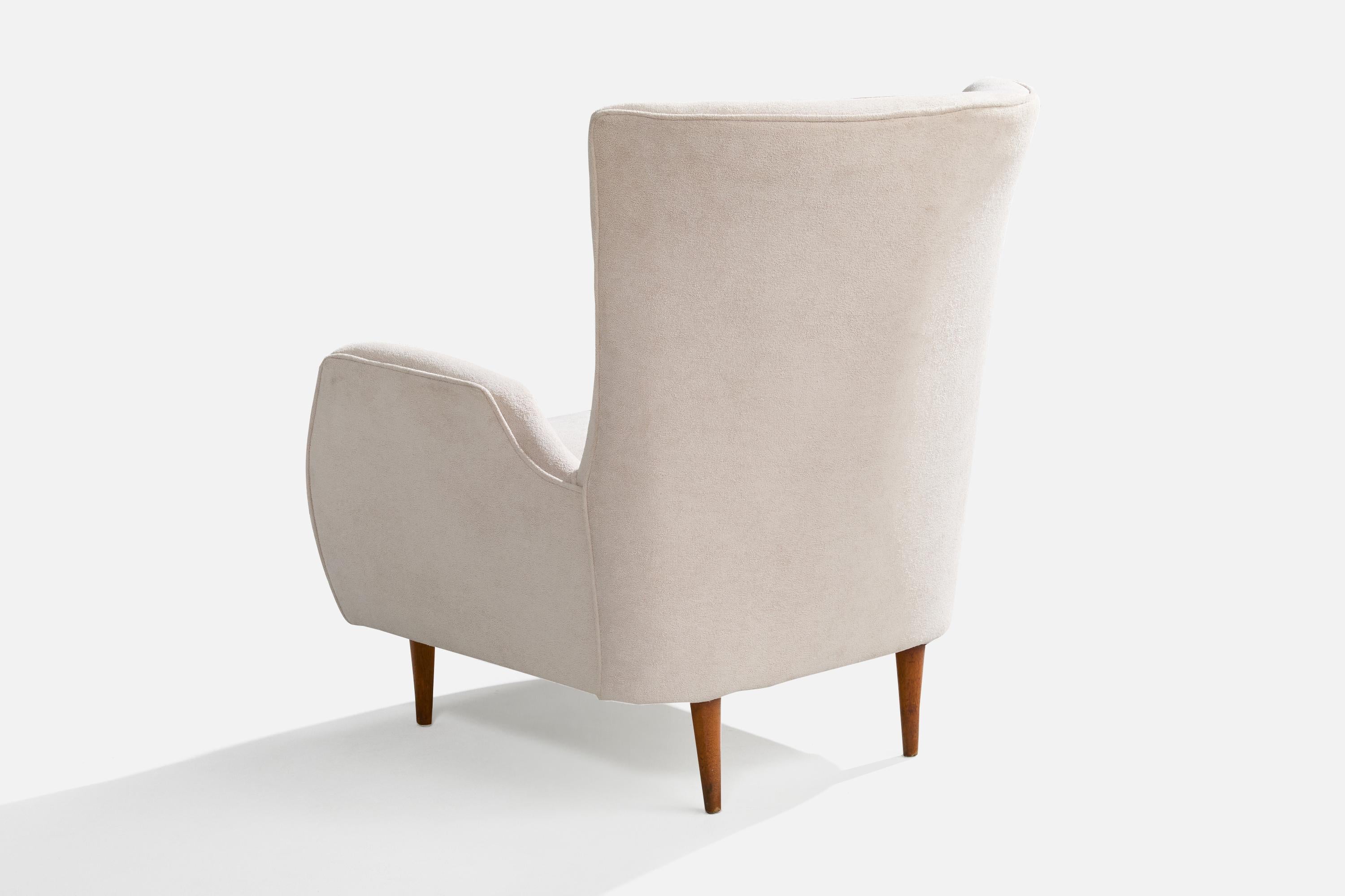 Móveis Teperman, Lounge Chair, Wood, Fabric, Brazil, 1950s In Good Condition For Sale In High Point, NC