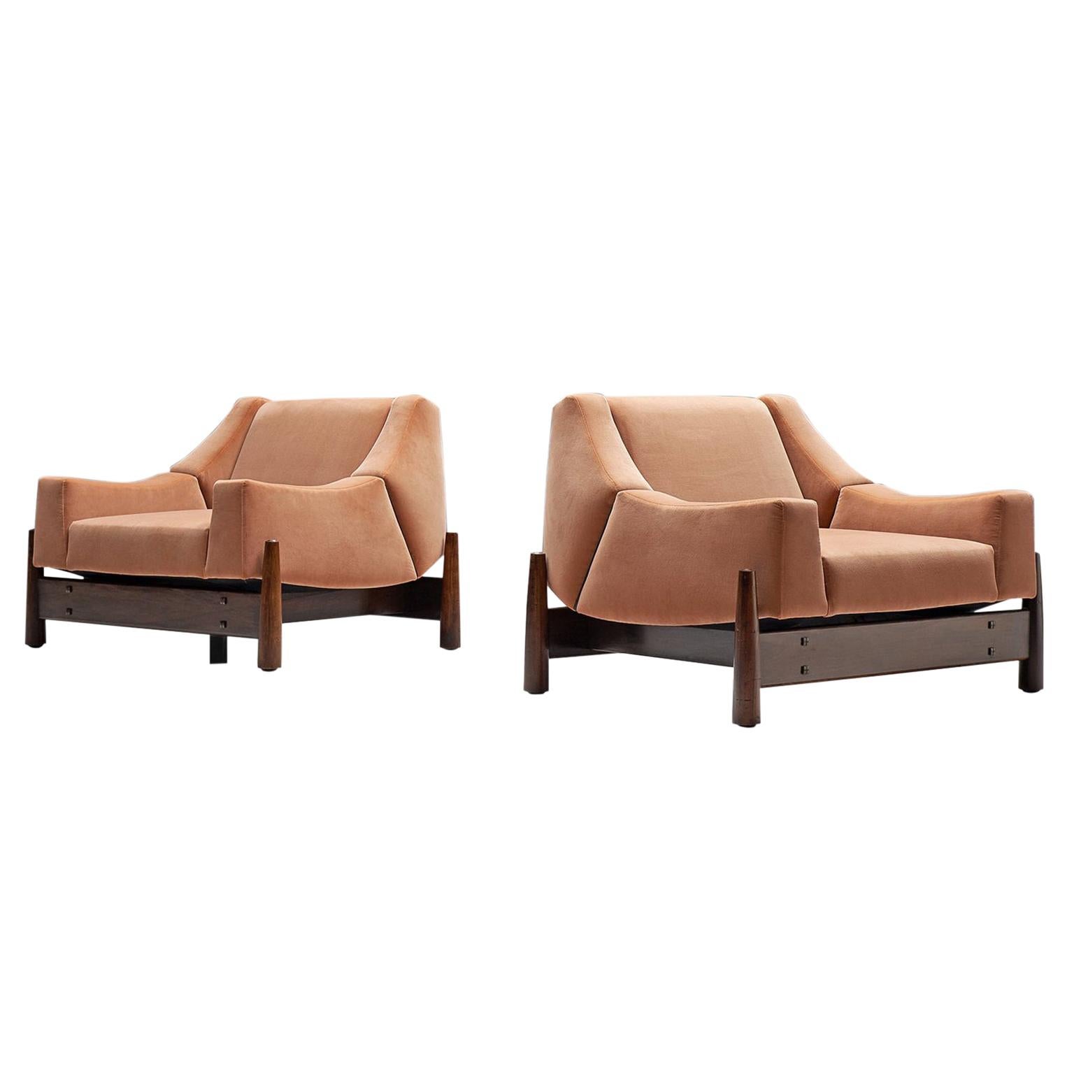 Móveis Cimo Pair of Sculptural Lounge Chairs
