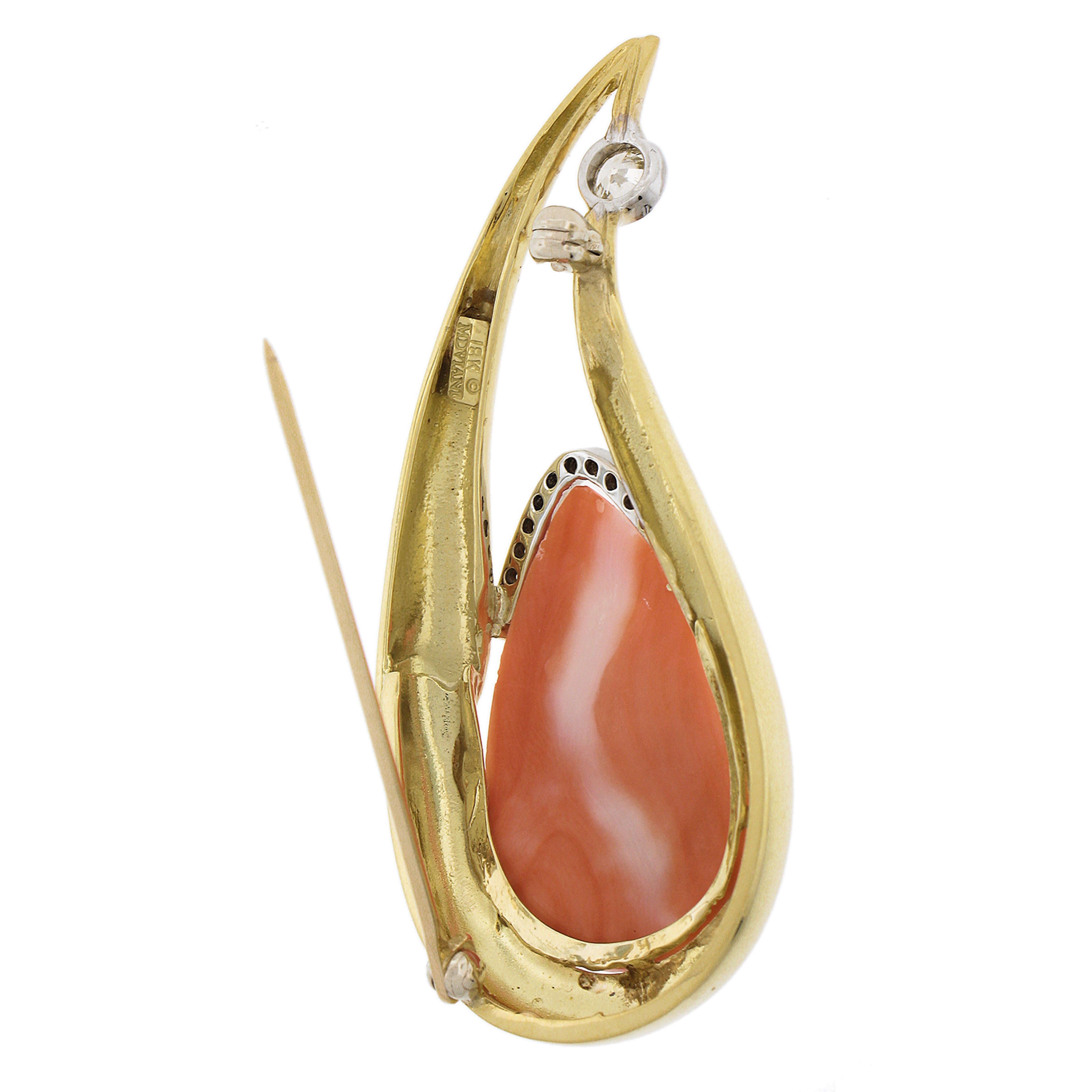 Moviani 18k Yellow Gold Carved Grooved Coral & Diamond Teardrop Shape Pin Brooch In Excellent Condition For Sale In Montclair, NJ