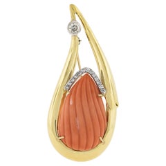 Moviani 18k Yellow Gold Carved Grooved Coral & Diamond Teardrop Shape Pin Brooch