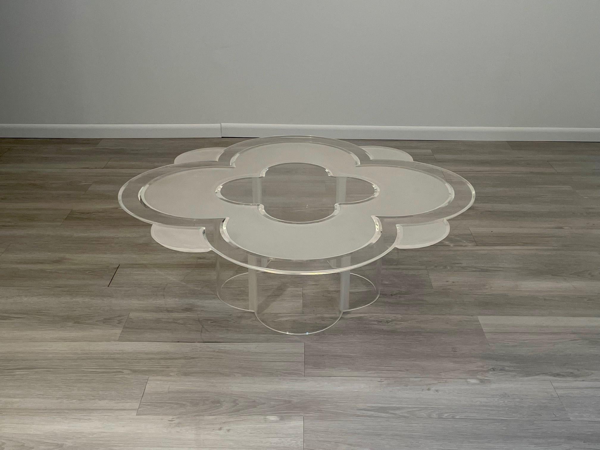 Moviestar Glamorous Lucite Mid-Century Modern Camelia Coffee Table For Sale 3