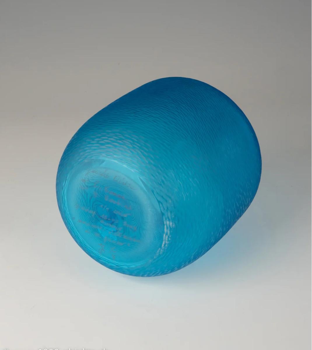 Hand-Carved Movimento dell'Acqua di Mr. Giacomo vase