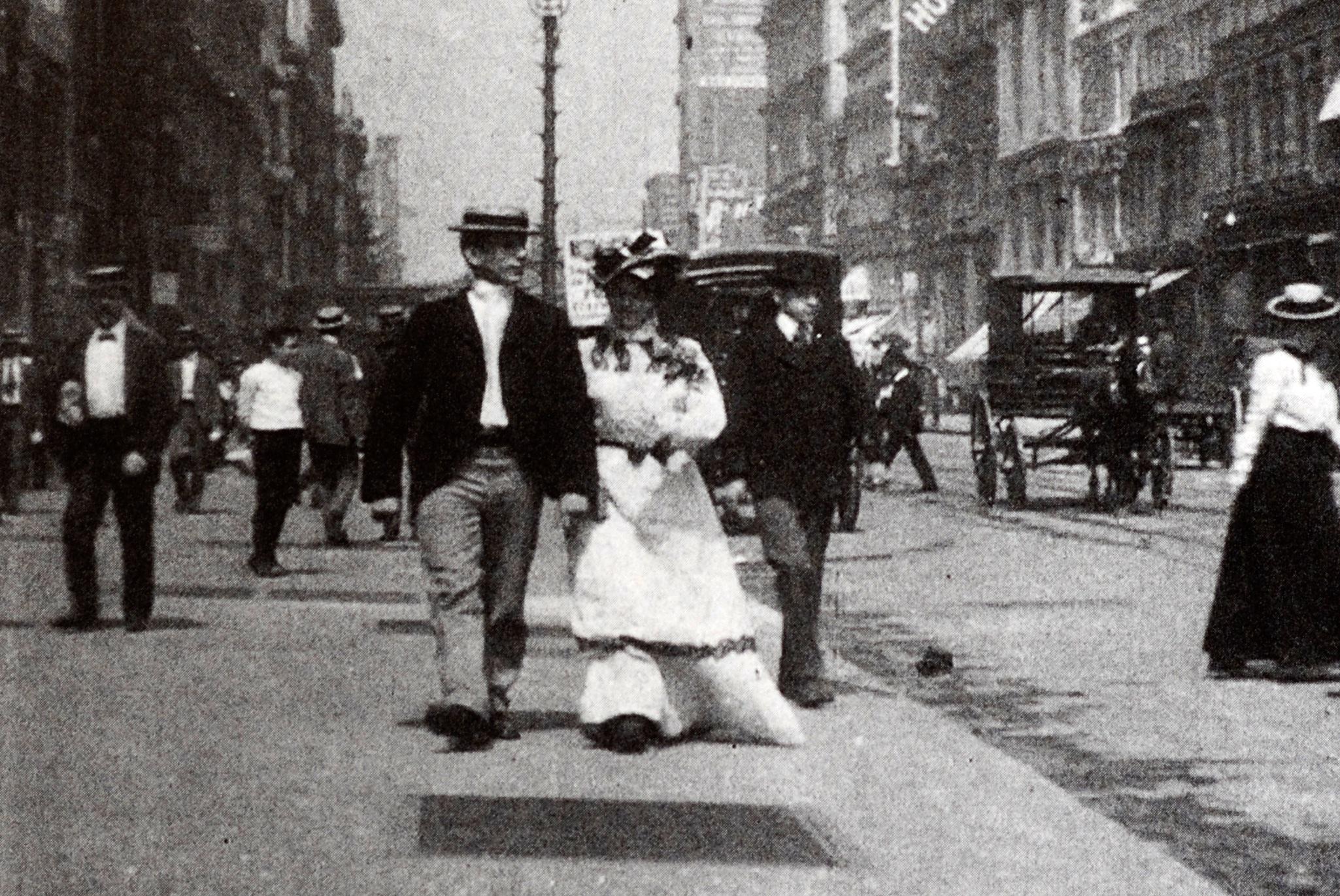Moving Pictures Arte americana e primi film 1880-1910 con DVD di Nancy Mathew in vendita 6