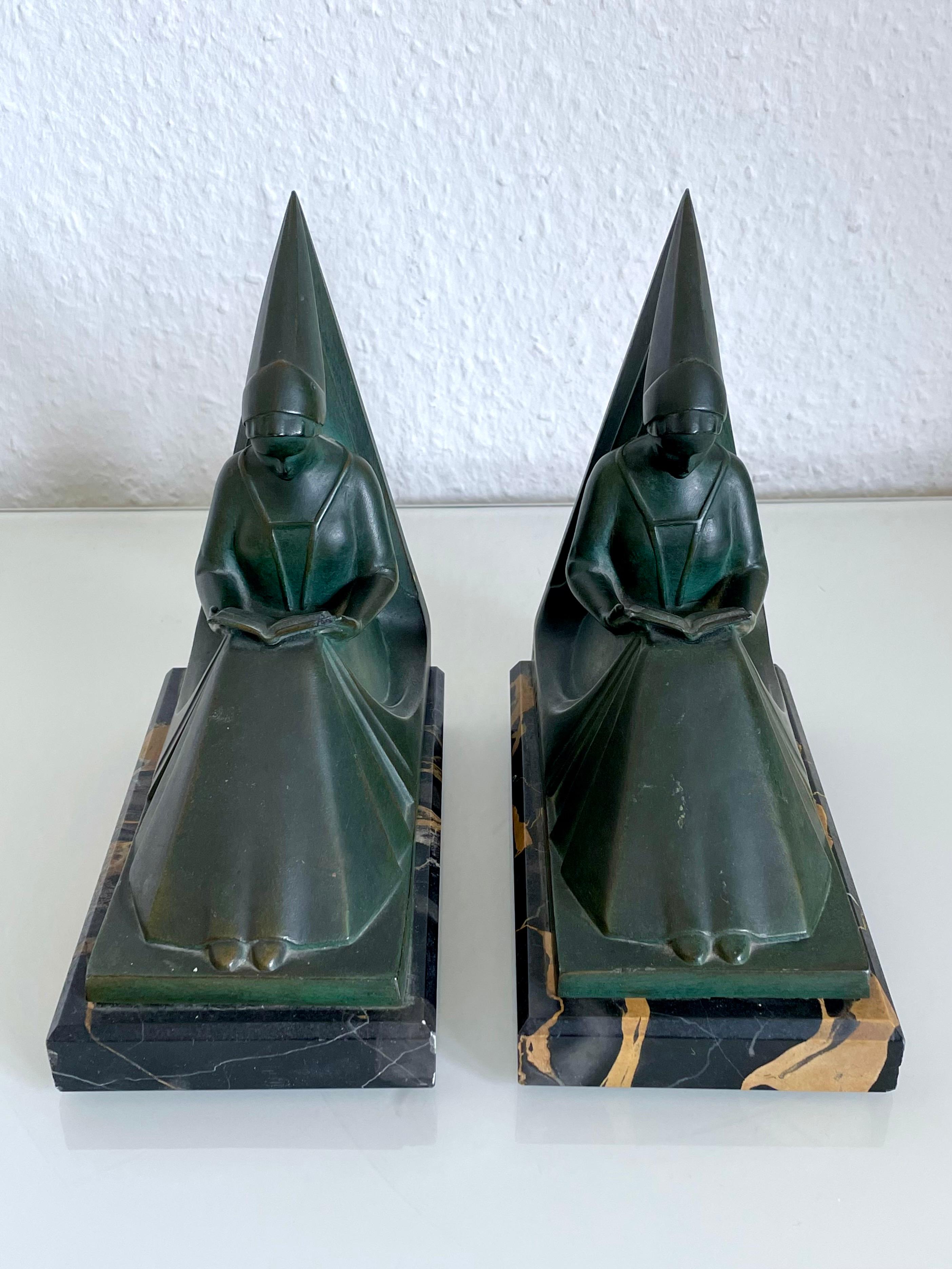 Early 20th Century Moyen Age Original Max Le Verrier 1920s French Art Deco Bookends Reading Ladies For Sale