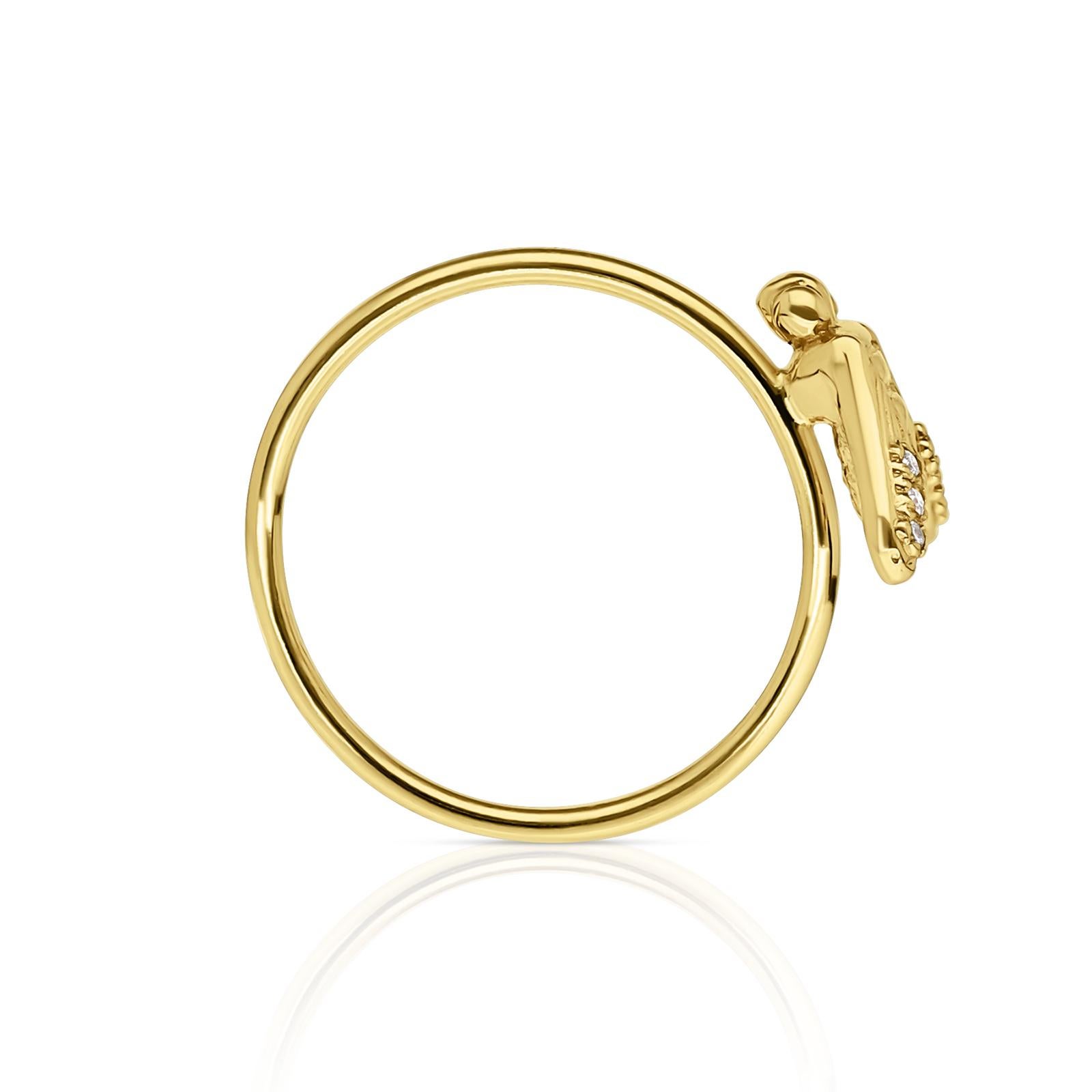 Contemporary midi FLY Essential Ring in 18K Yellow Gold with Half Pavé Diamonds - ECH JEWELRY For Sale