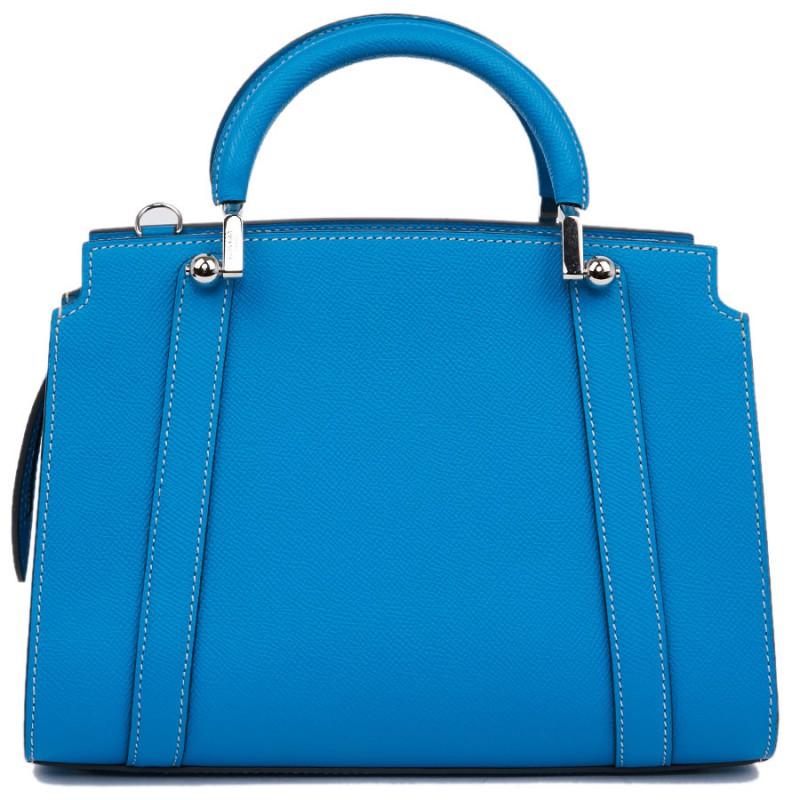 Never worn, beautiful Ballerina bag from MOYNAT made in an electric blue calfskin leather. Top handle or shoulder bag with a removable and adjustable strap. It has a zip closure. The hardware is silver palladium metal. The lining is in beige smooth