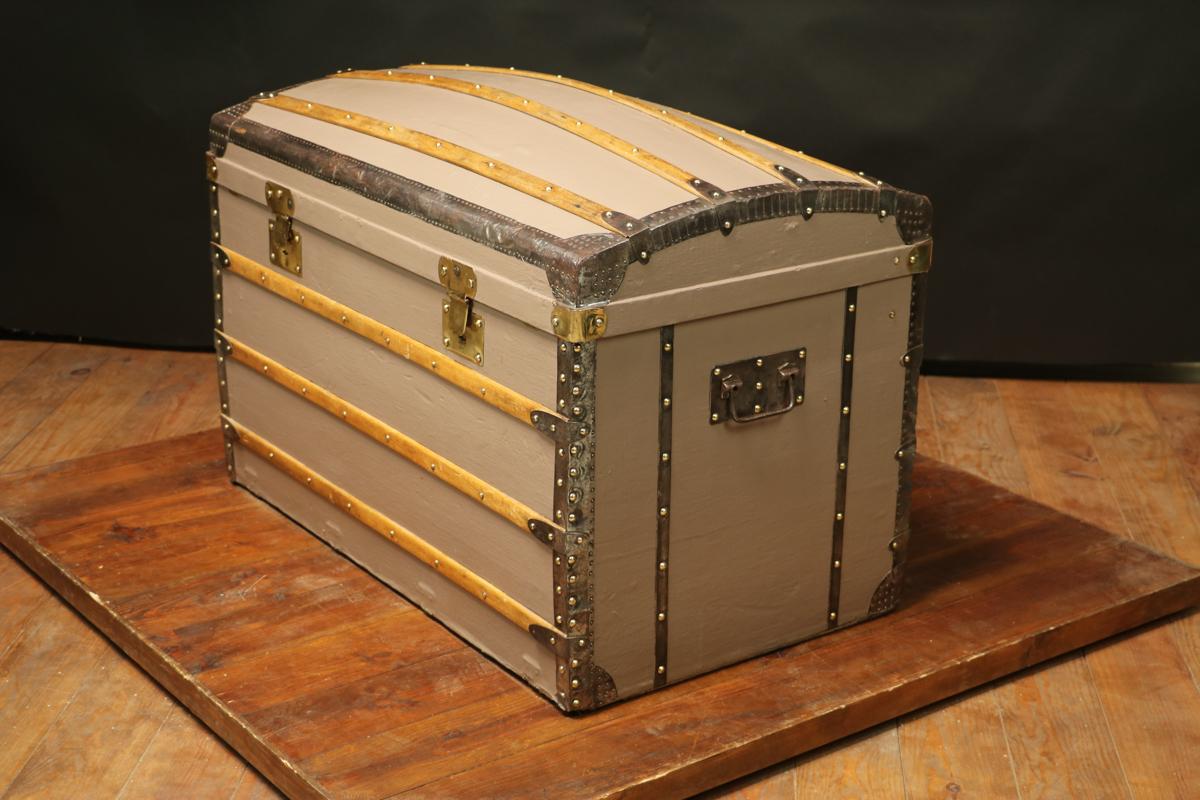 Moynat Dresser Trunk 3