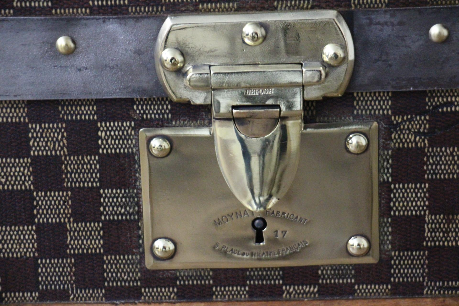 French Moynat Trunk, Moynat Steamer Trunk, 100 cm Moynat Courrier Trunk, Moynat Luggage For Sale