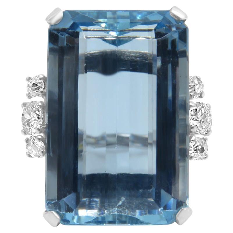 Anillo Mozafari de Aguamarina y Diamante en Oro Blanco de 18 K