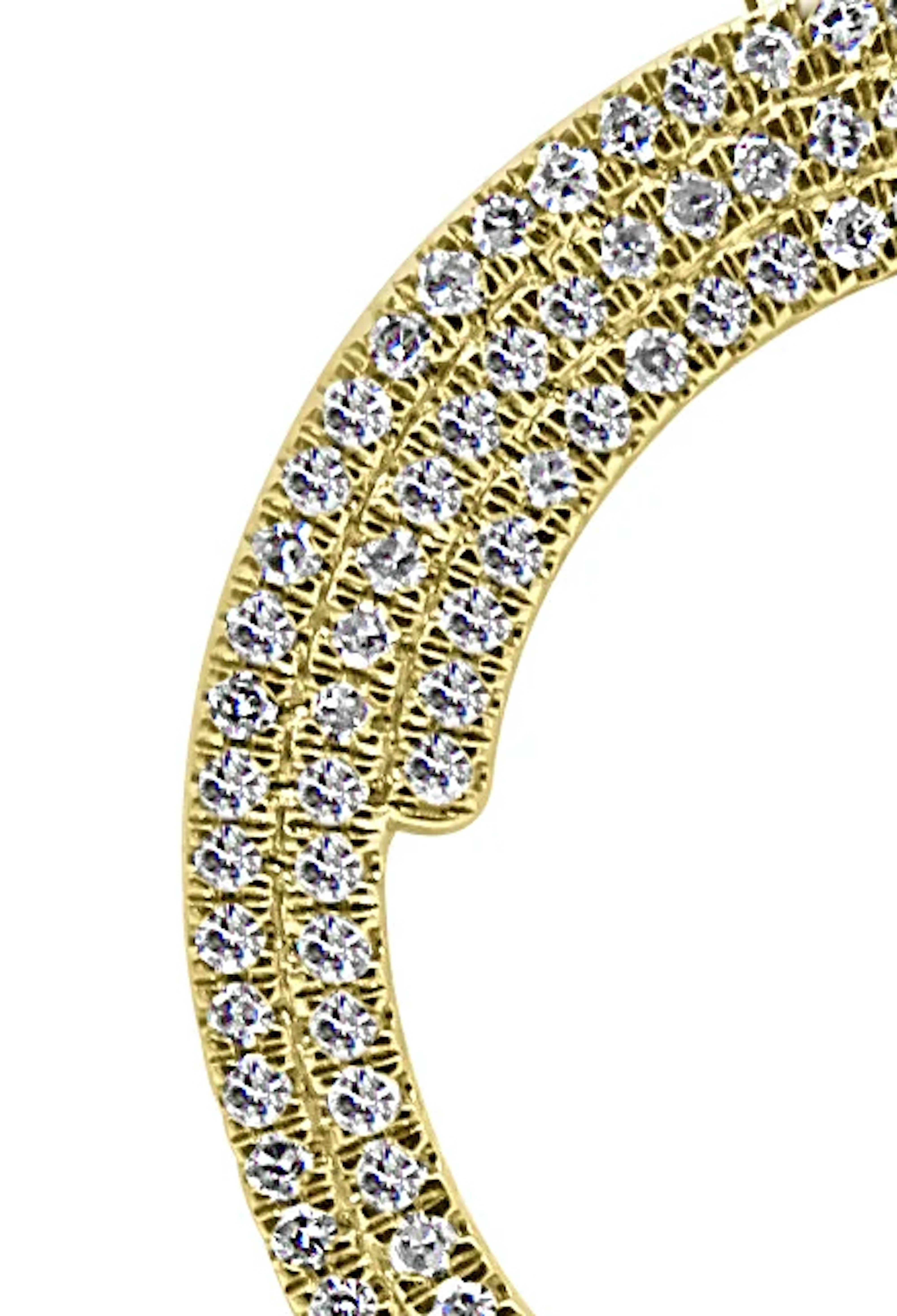 Taglio brillante Pendente circolare Mozafariano con diamanti scintillanti in vendita