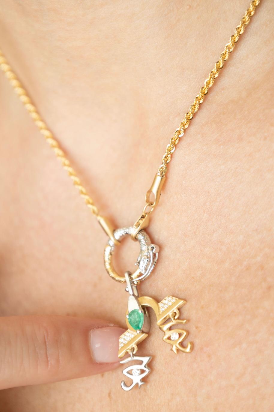 Mozafarian Diamant und Smaragd Libra Anhänger im Zustand „Neu“ im Angebot in London, GB