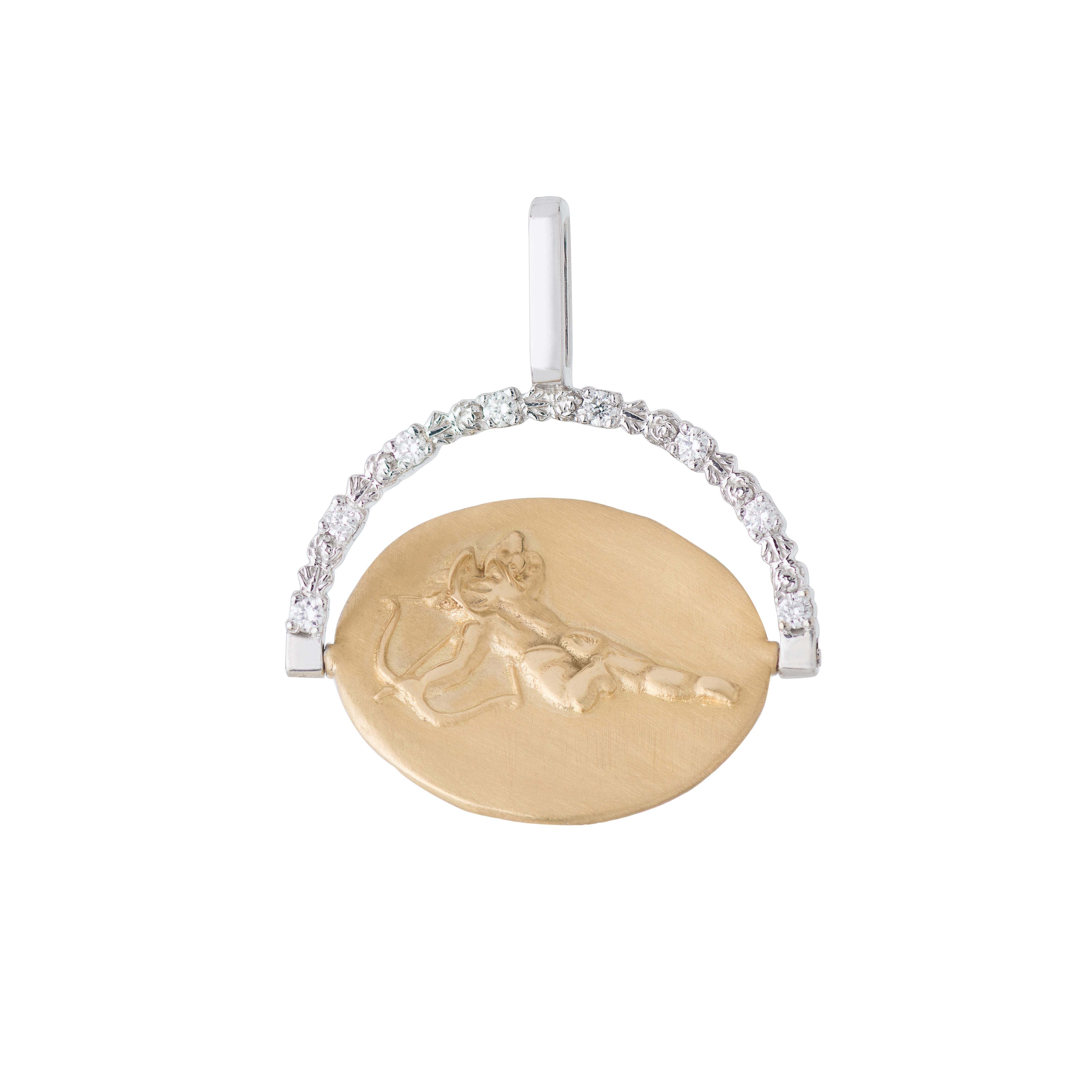 Artisan Pendentif mozafarien en forme de pièce d'amour et d'ermite avec diamants en vente