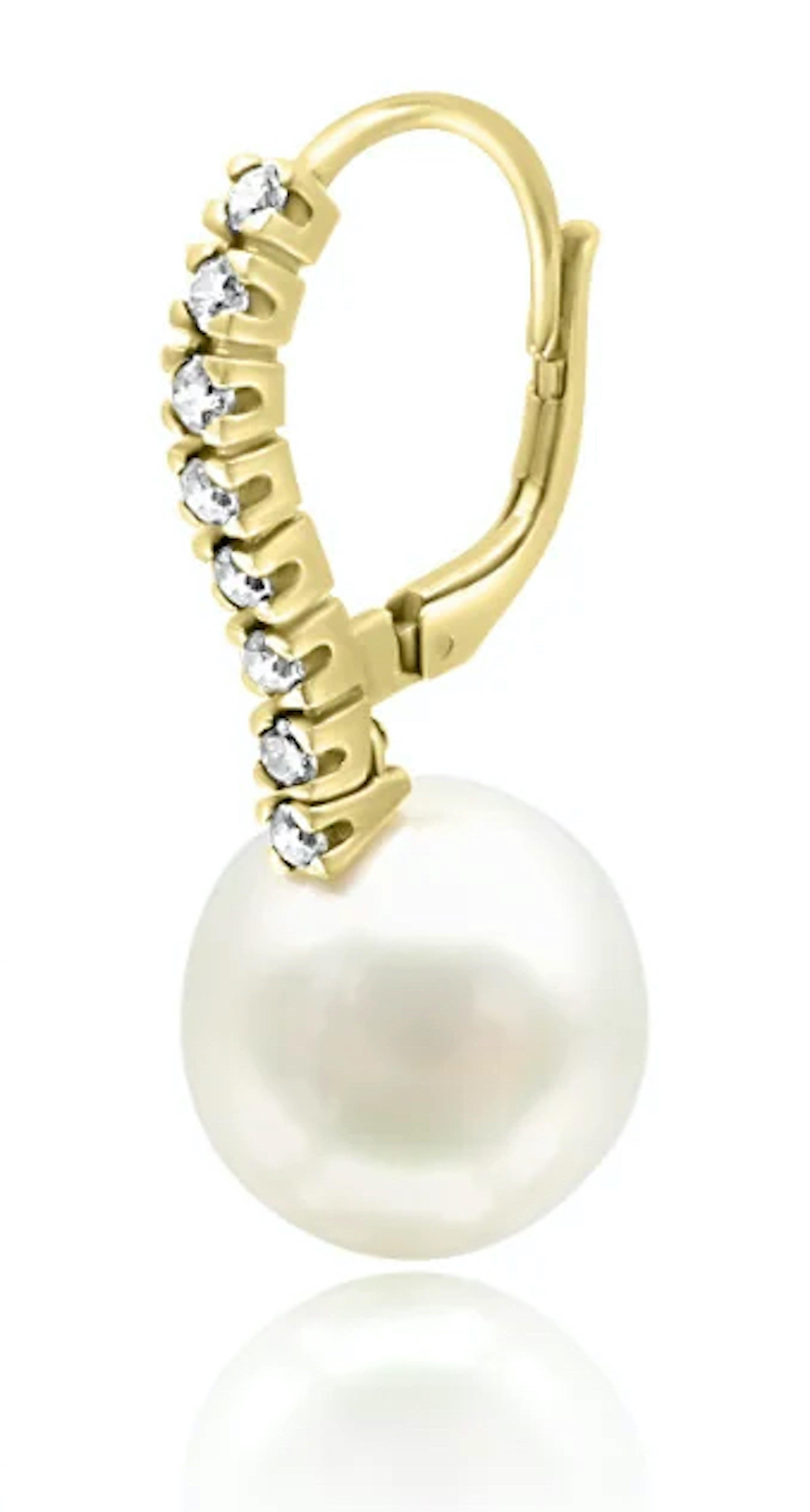 Brilliant Cut Mozafarian Pearl and diamond earrings For Sale