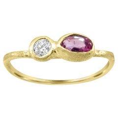 Mozafarian Pink Sapphire and Diamond Ring in 18k Gold