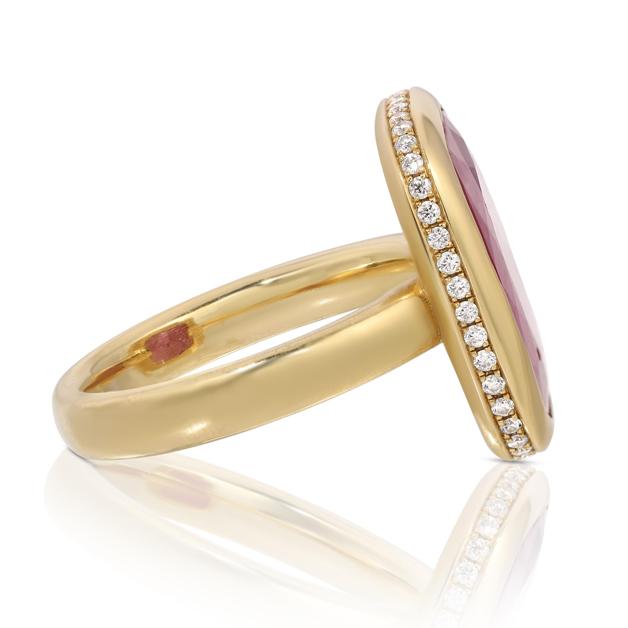 Mozambique Pink Ruby Diamond Contemporary Dress Ring In New Condition For Sale In Los Angeles, CA