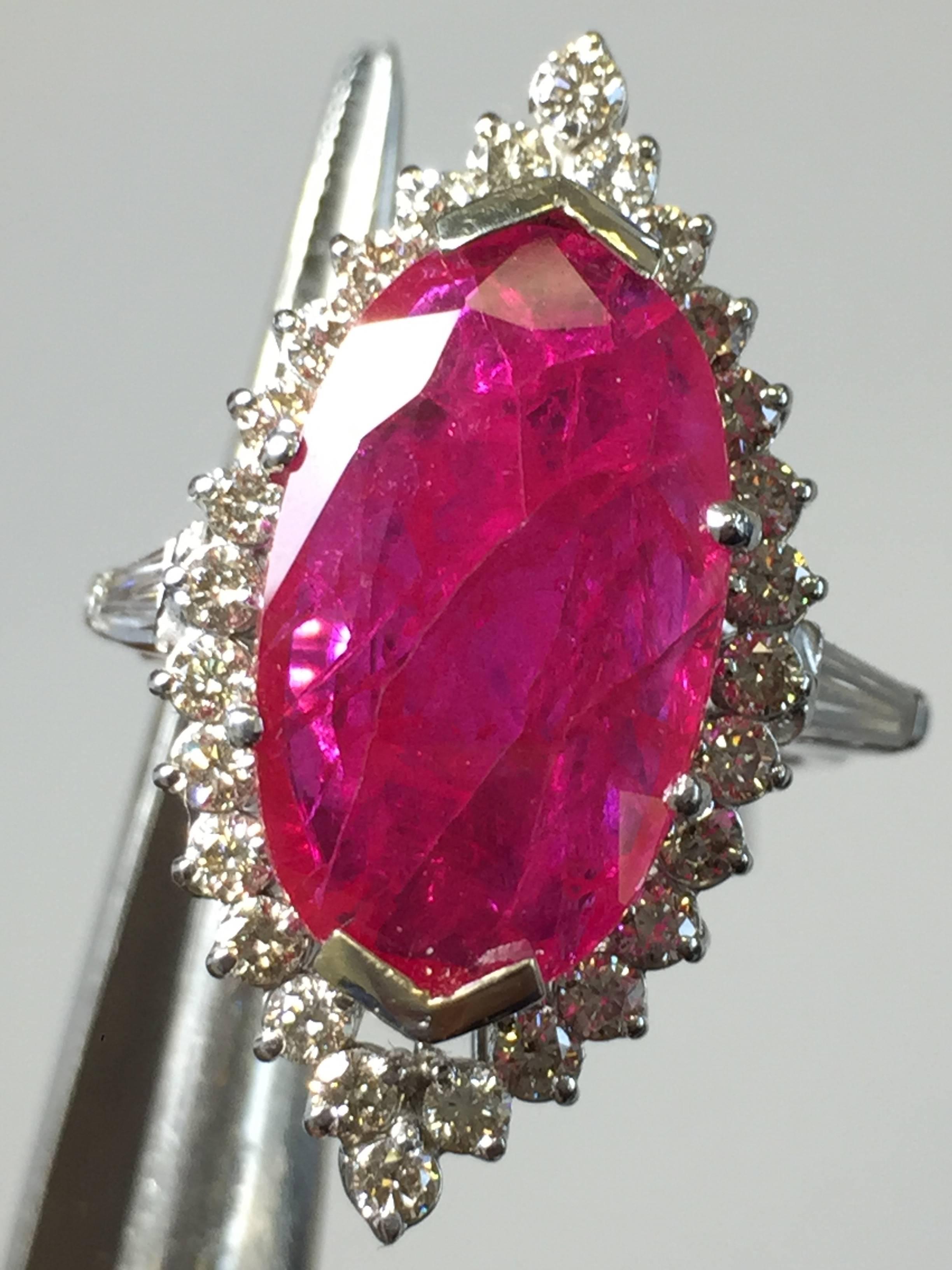 Mozambique Red Ruby Oval and Diamond Cocktail Ring For Sale 1