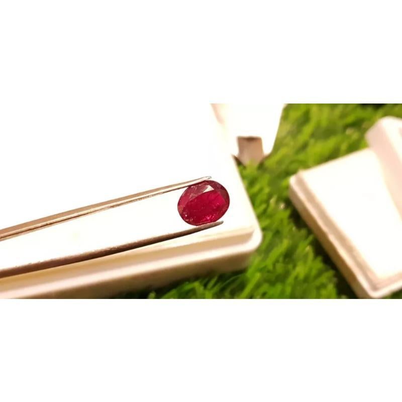 Mozambique Ruby 3.45cts Unheated 100% Natural Blood Red IGI Certified AAA+ In New Condition For Sale In Chicago, IL