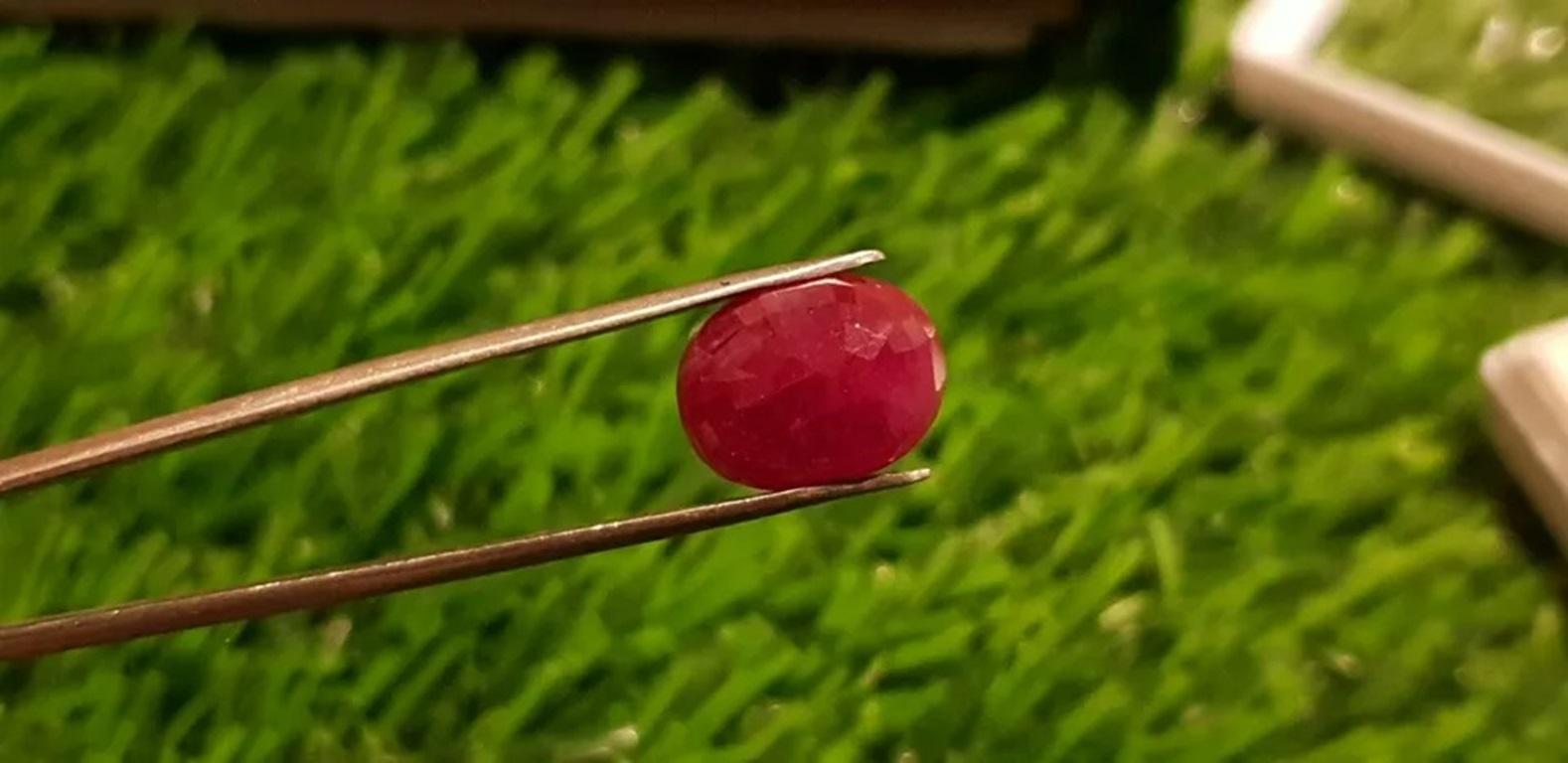 Oval Cut Mozambique Ruby 7.00 cts Blood Red Unheated 100% Natural Cut Stone For Sale