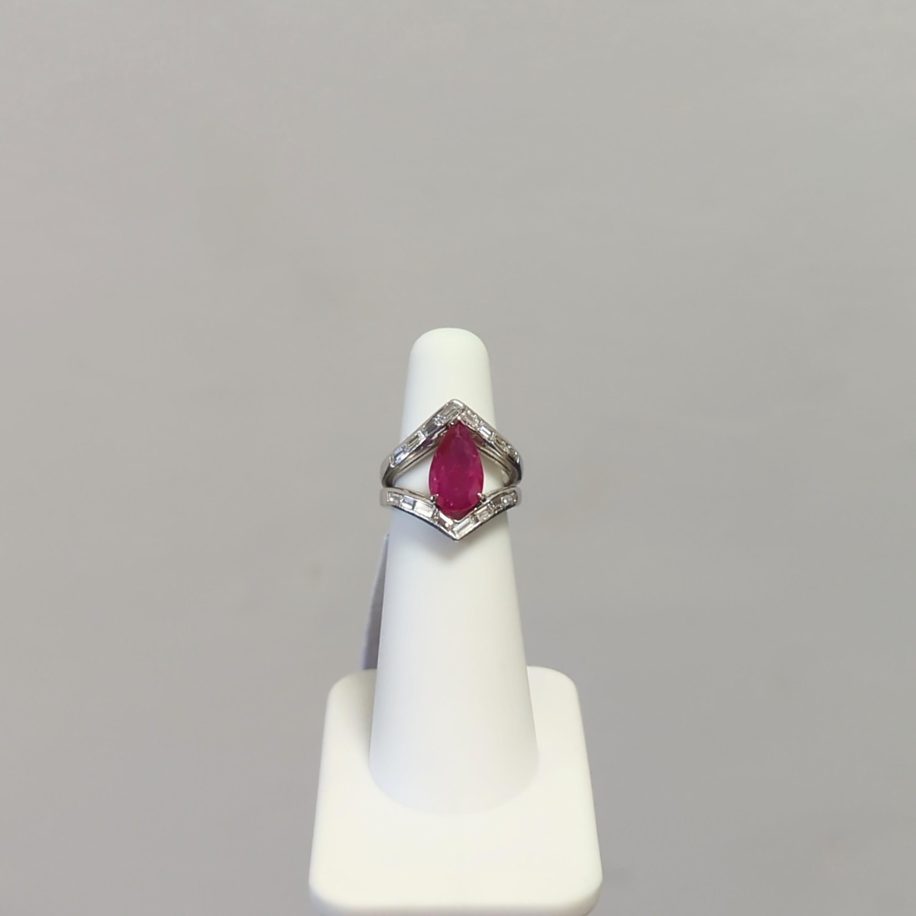 Mozambique Ruby and White Diamond Cocktail Ring in Platinum For Sale 1