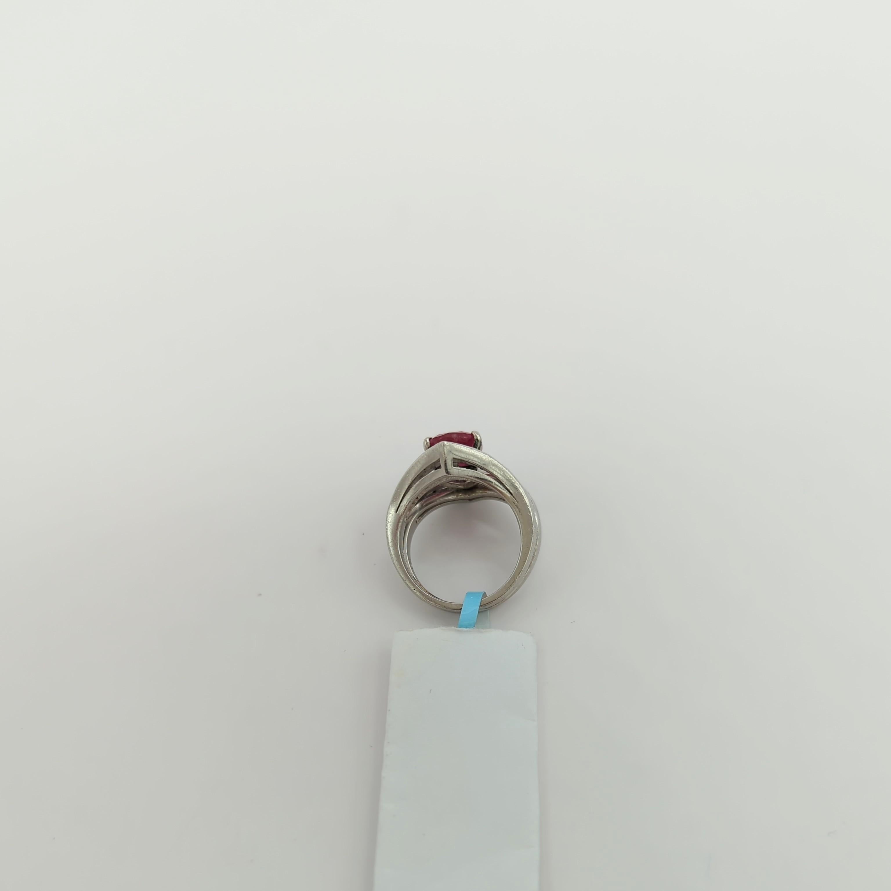 Mozambique Ruby and White Diamond Cocktail Ring in Platinum For Sale 2