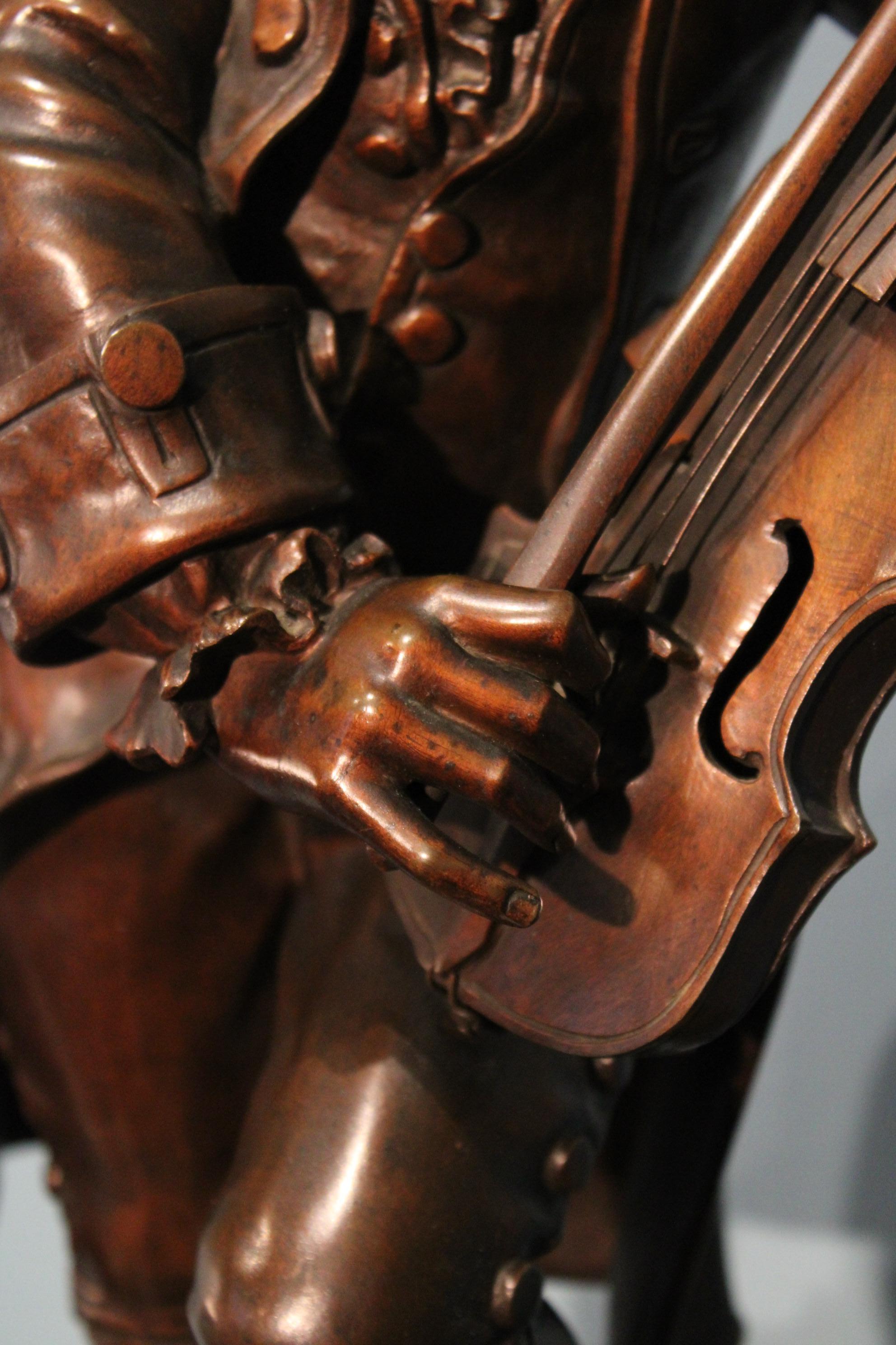Mozart Bronze, Marcel Debut 1