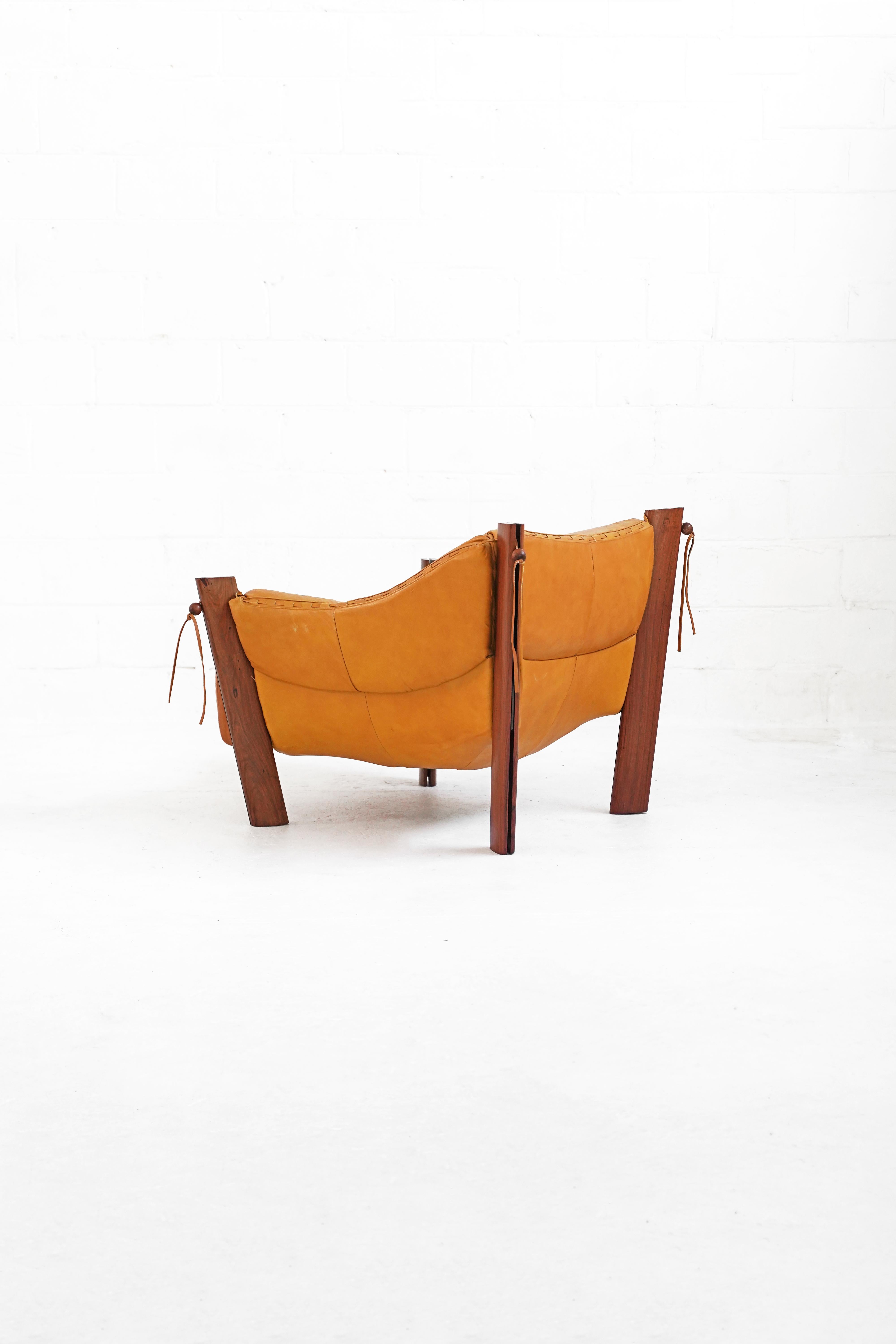 MP-211 Lounge Chair by Brazilian Designer Percival Lafer for Móveis Lafer 10