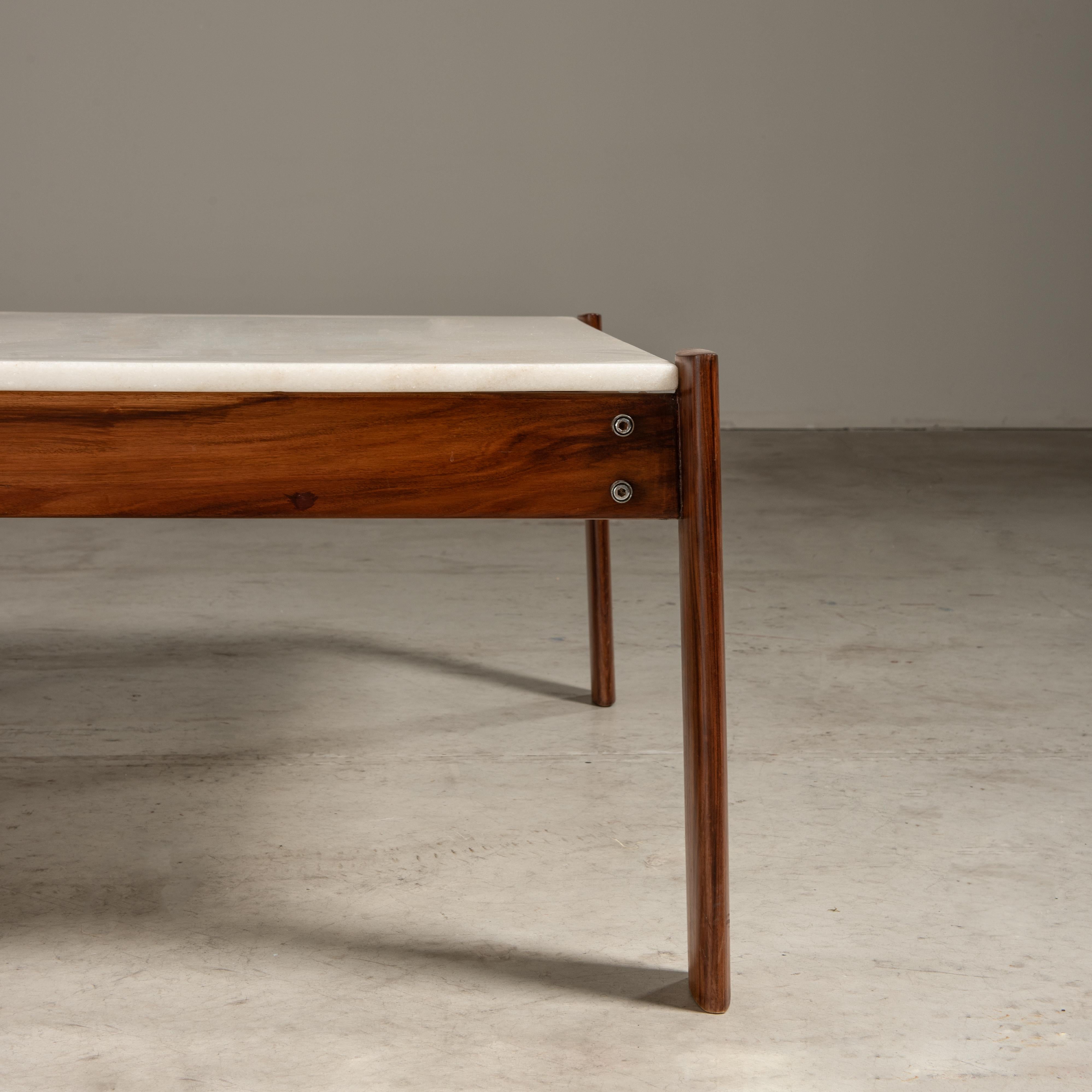 'MP- 51' Coffee Table in Marble, by Percival Lafer, Brazilian Mid-Century Modern In Good Condition For Sale In Sao Paulo, SP