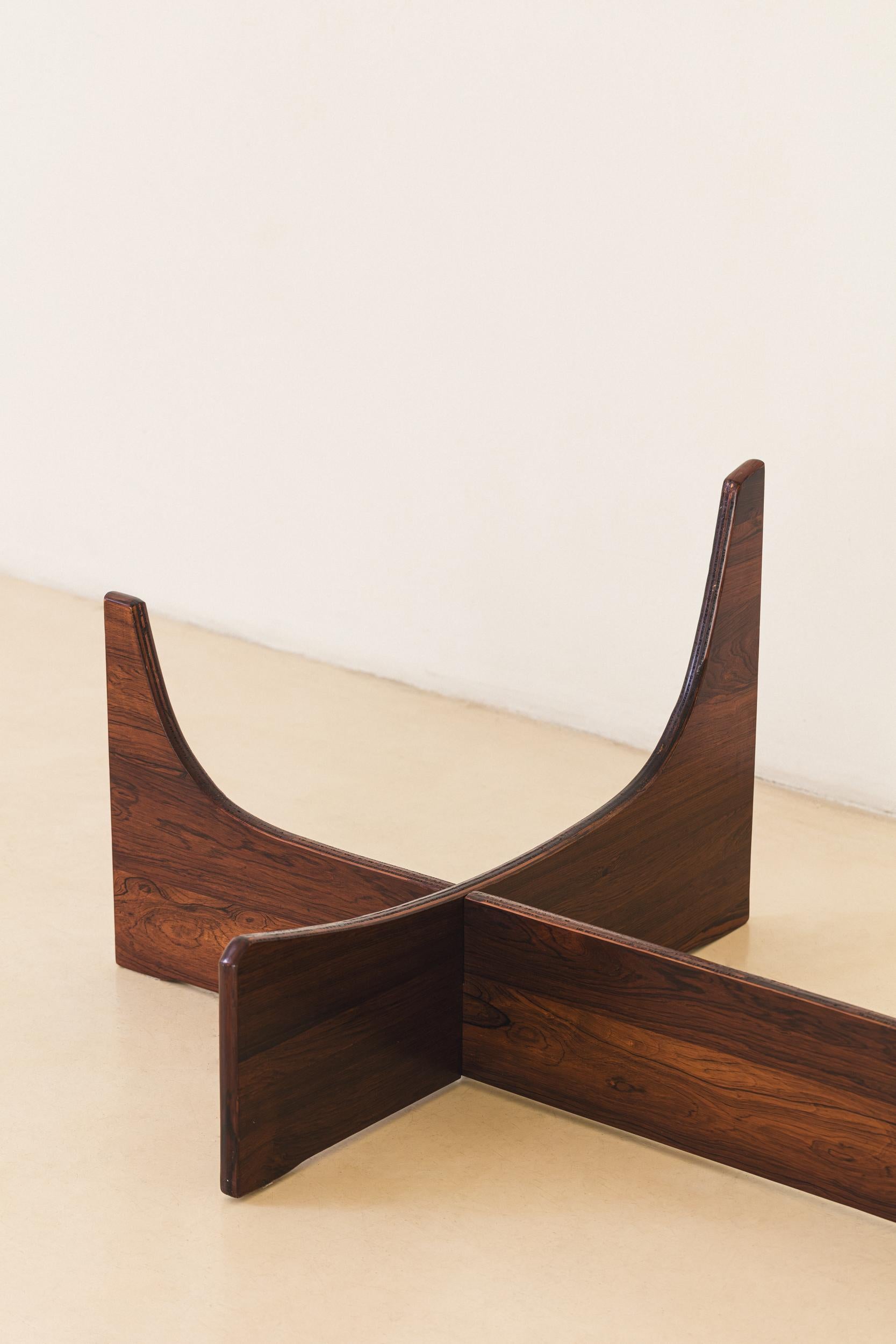 MP-61 Sofa in Rosewood by Brazilian Designer Percival Lafer, 1973 For Sale 9