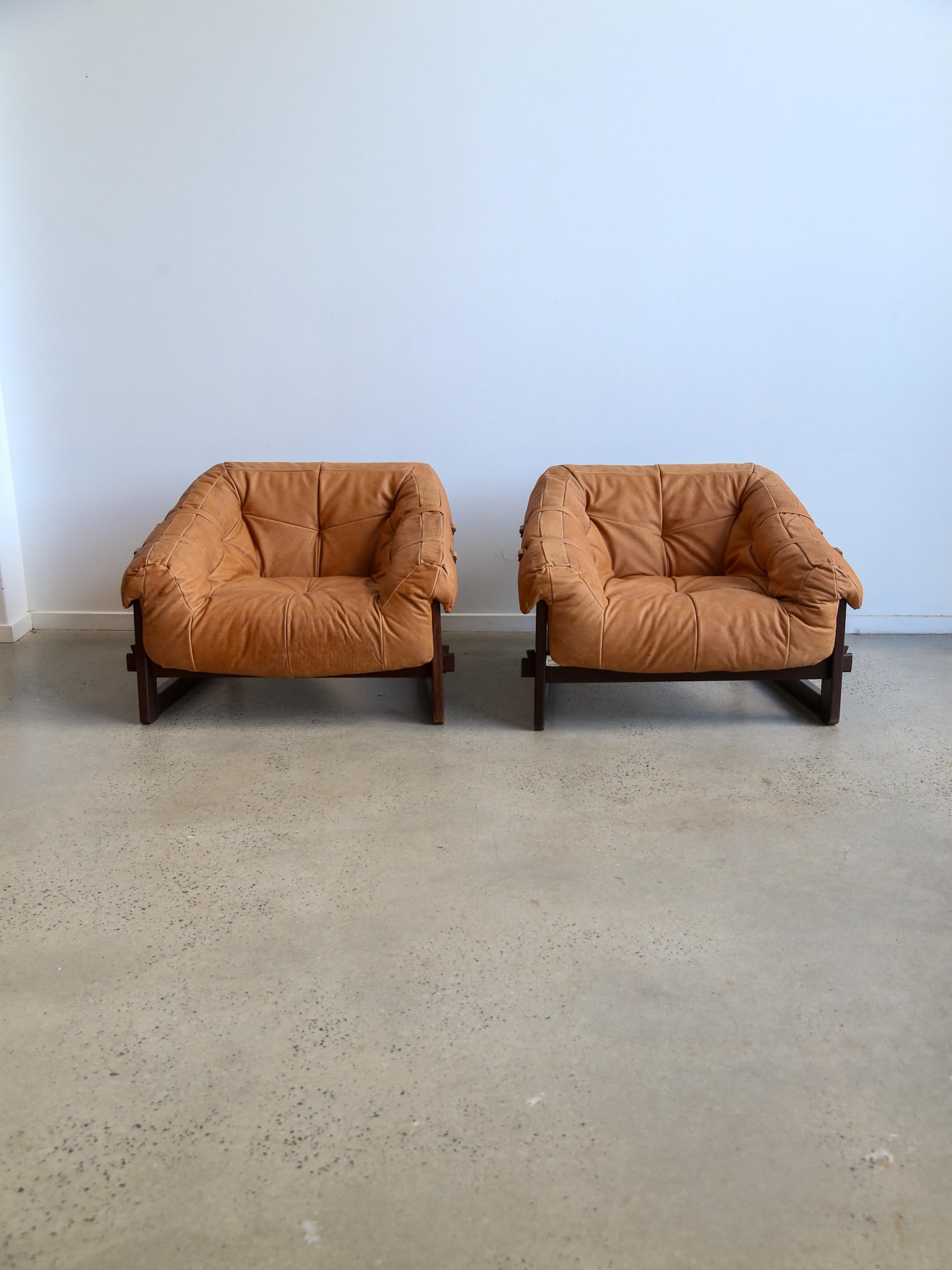 Mp-91 Armchairs by Percival Lafer in Wood and Leather For Sale 11