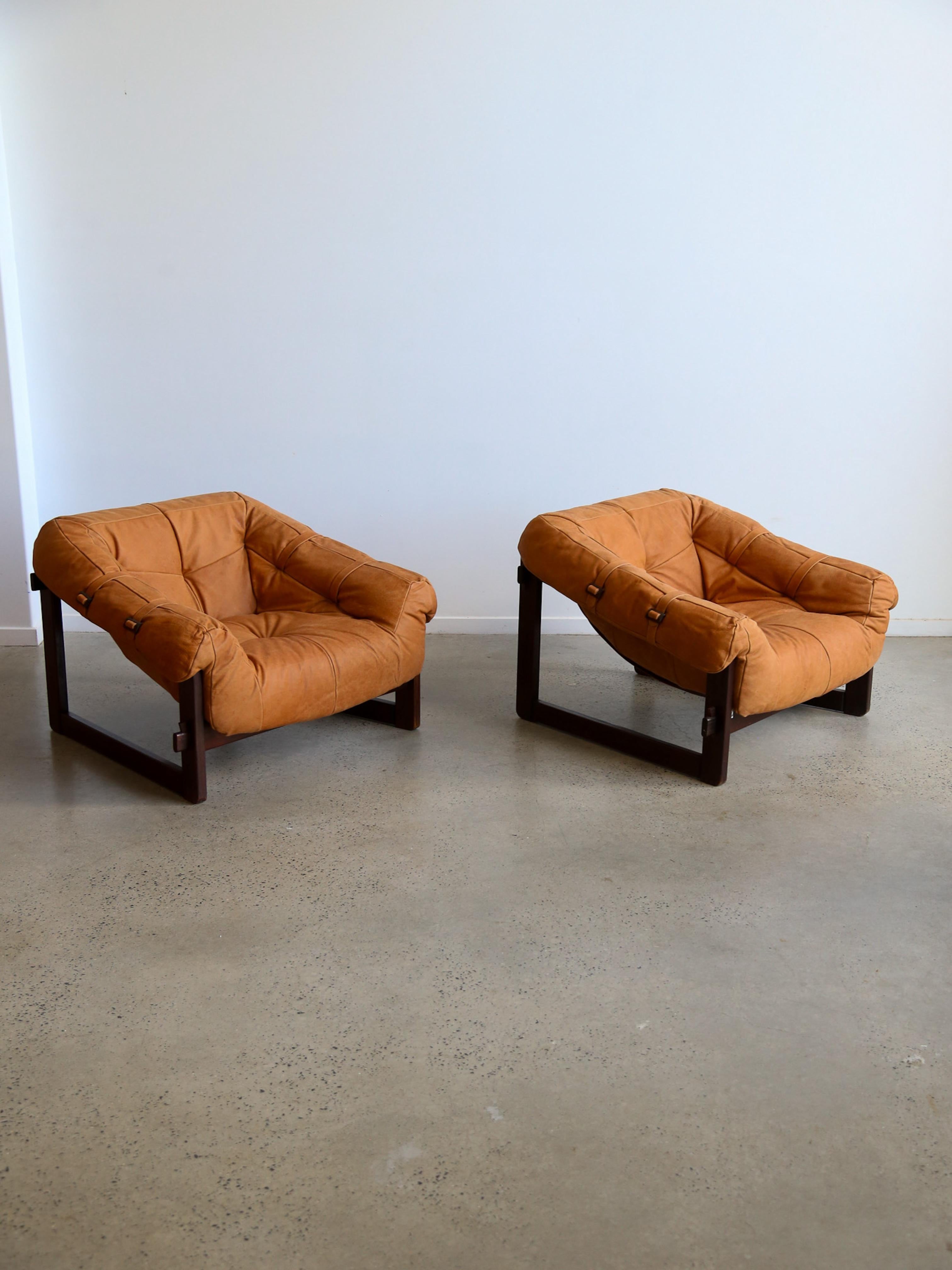 Mp-91 Armchairs by Percival Lafer in Wood and Leather For Sale 12