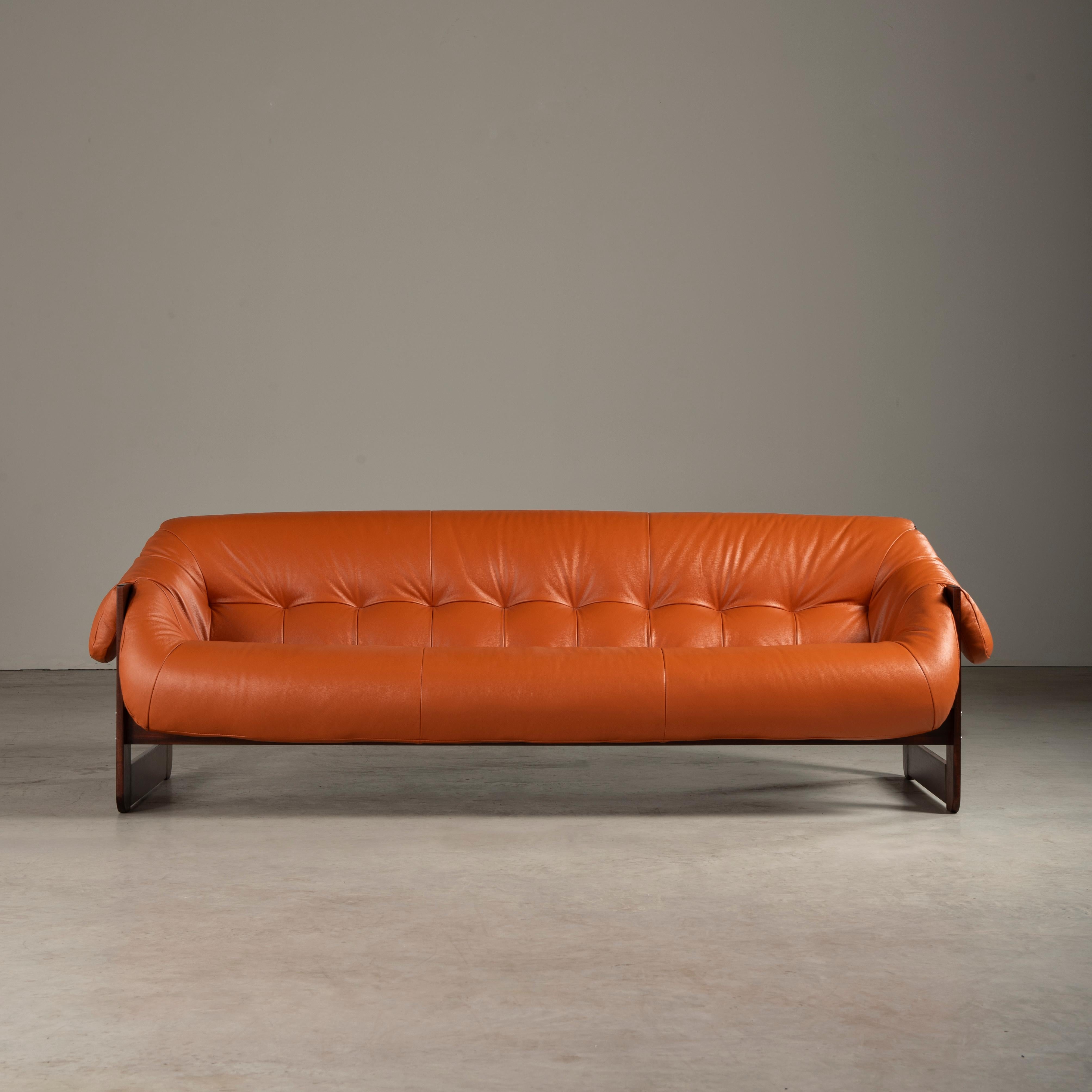 Sofa „MP-97“, von Percival Lafer, Brazilian Modern im Zustand „Gut“ im Angebot in Sao Paulo, SP