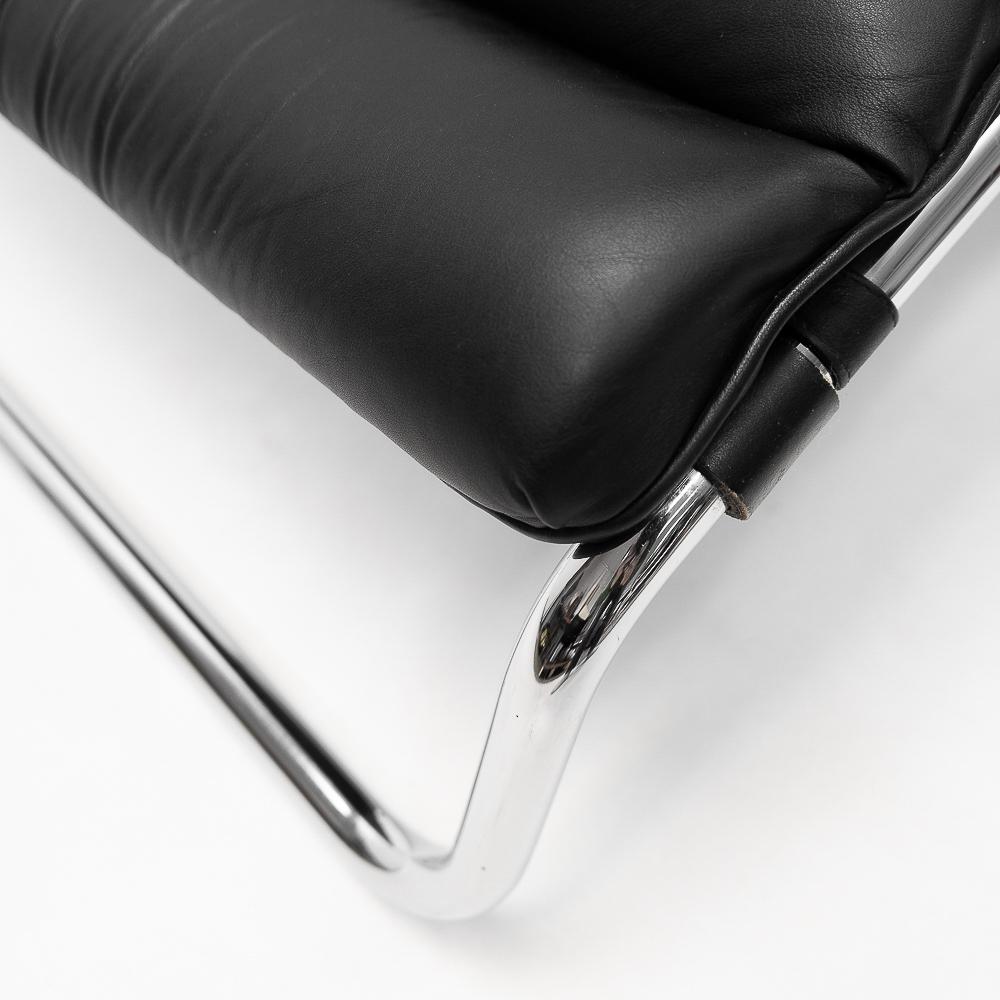 MR Adjustable Chaise Lounge by Mies van der Rohe, Knoll, 1980s 4