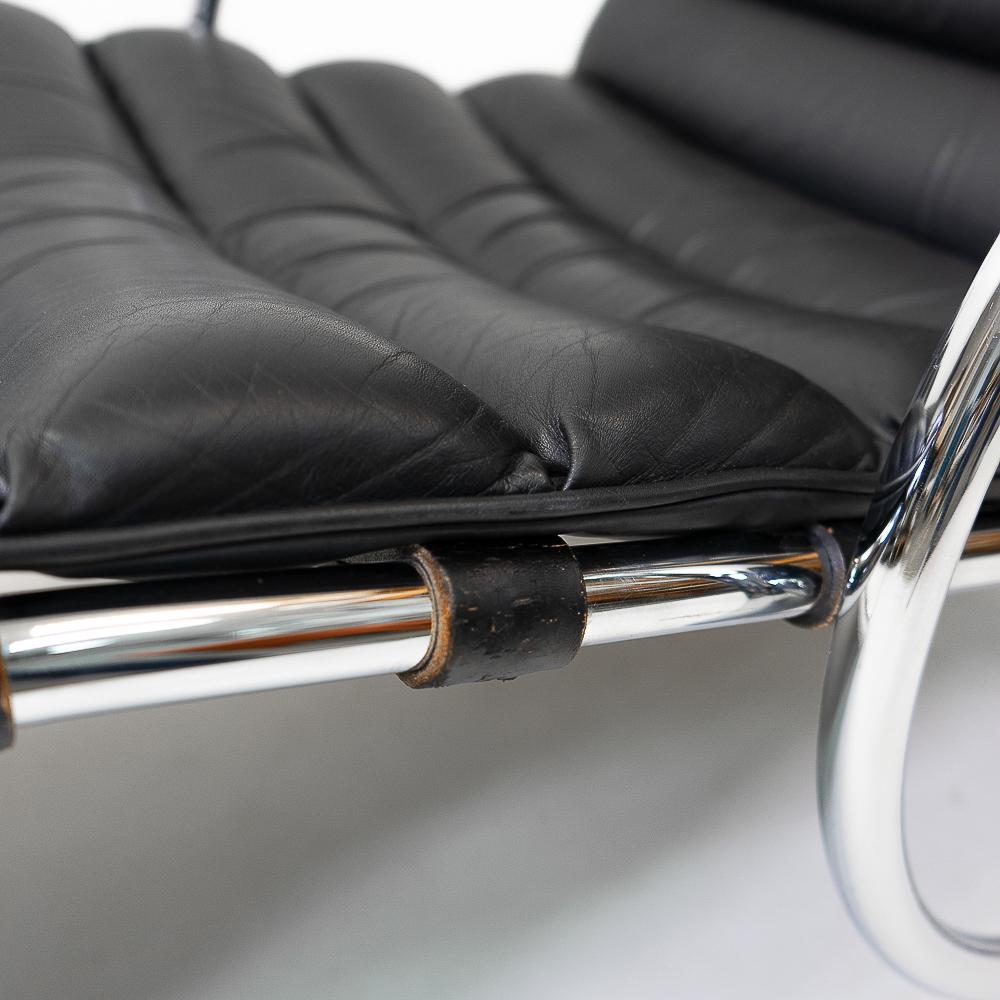 MR Adjustable Chaise Lounge by Mies van der Rohe, Knoll, 1980s 2