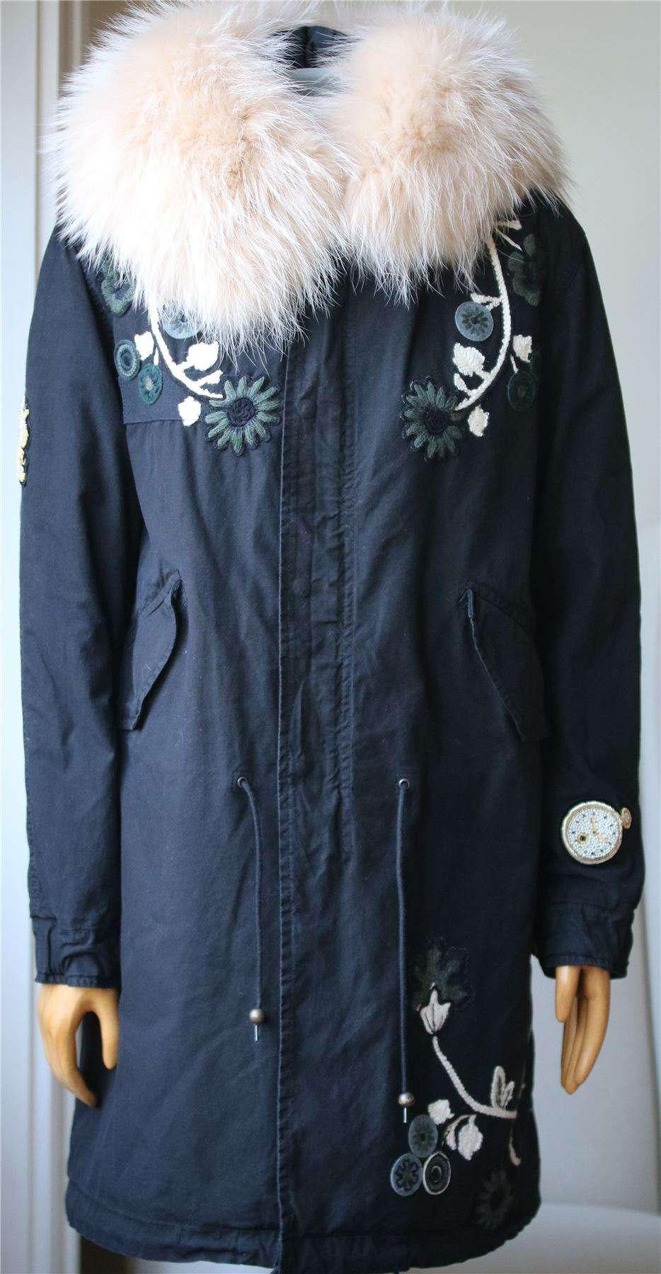 Black and egg cream cotton and racoon fur embroidered parka from Mr & Mrs Italy. 
100% Raccoon. 100% Cotton.

Size: XXSmall (UK 4, US 0, IT 36, FR 32) 

Condition: As new condition, no sign of wear.