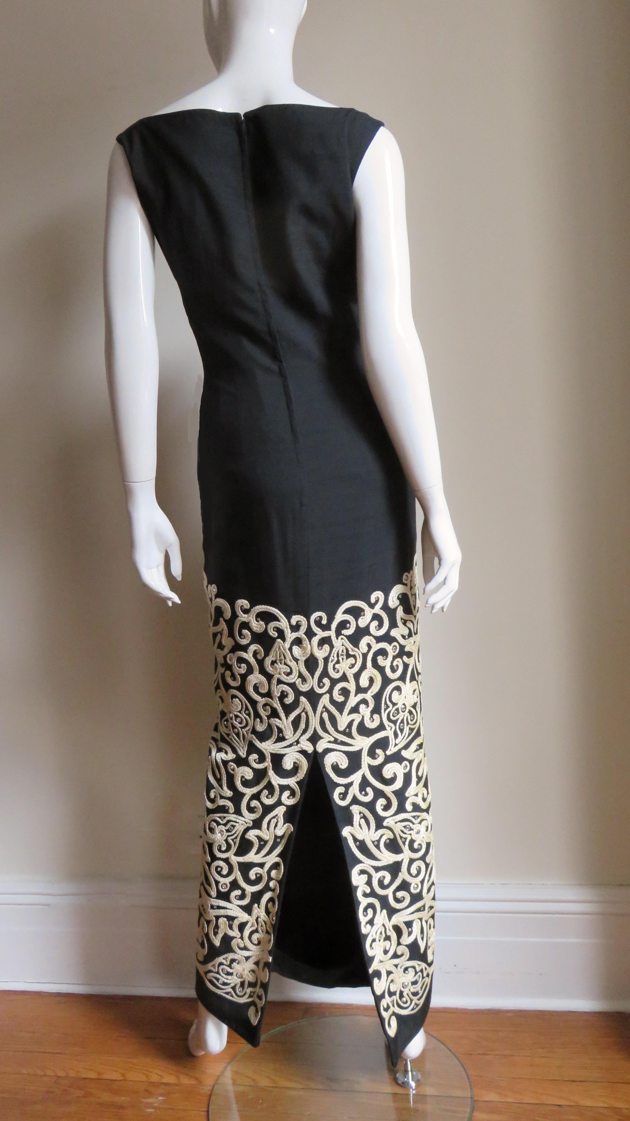 Mr Blackwell 1960s Maxi Dress with Embroidery  For Sale 2