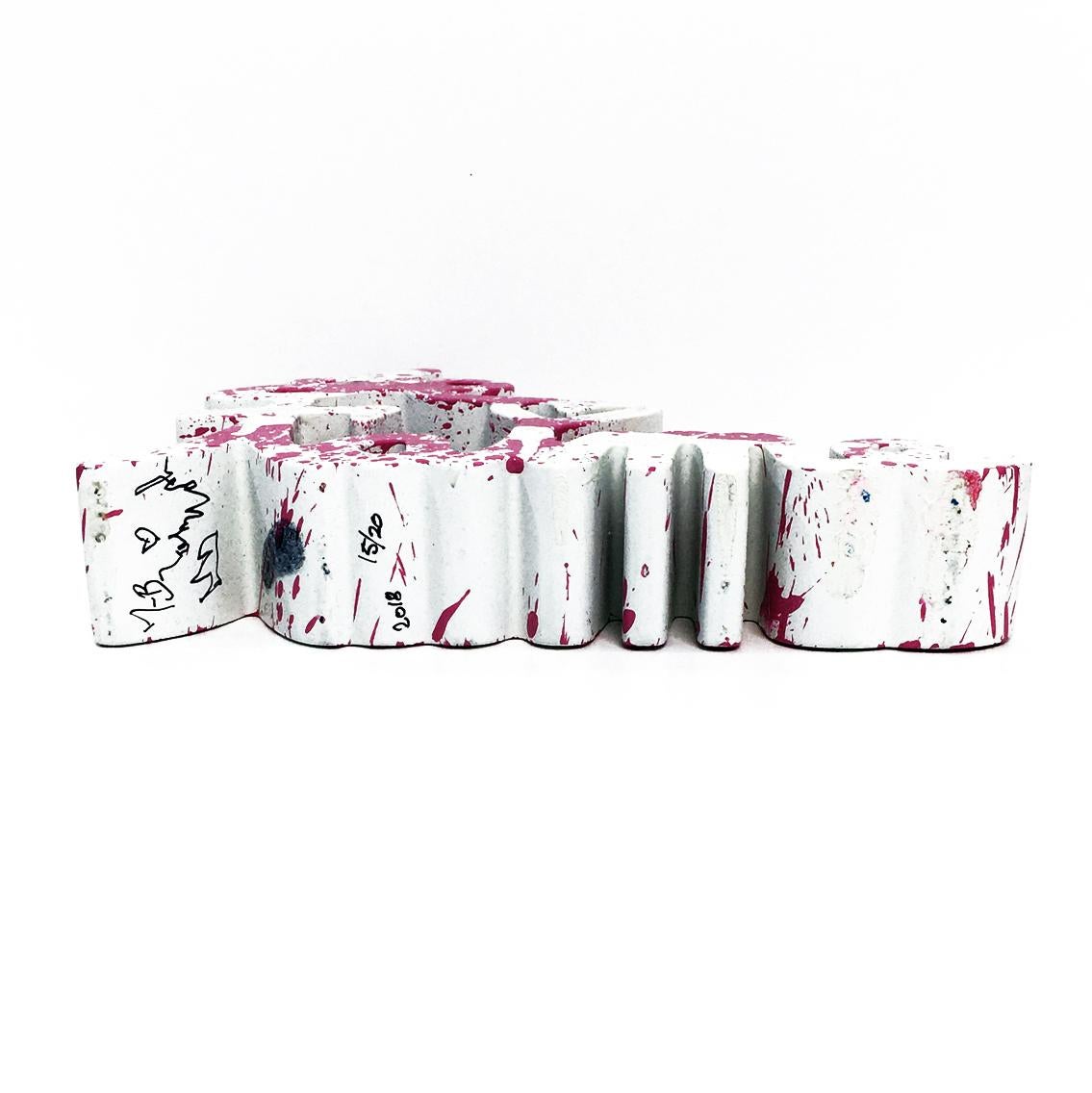 JE T'AIME - PINK SPLASH (SCULPTURE) - Street Art Sculpture by Mr. Brainwash