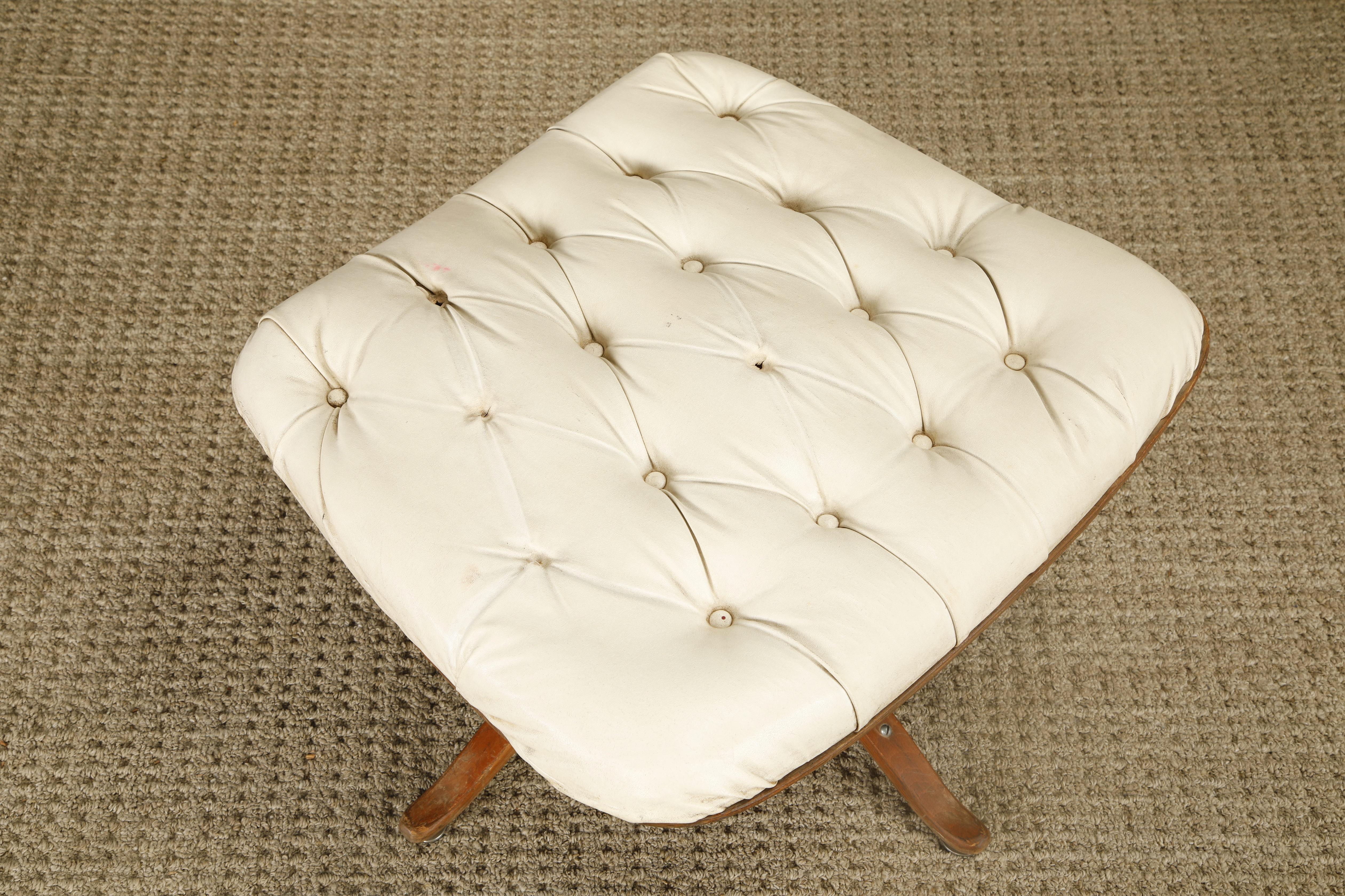 'Mr Chair' and Ottoman by George Mulhauser for Plycraft, 1960s For Sale 13