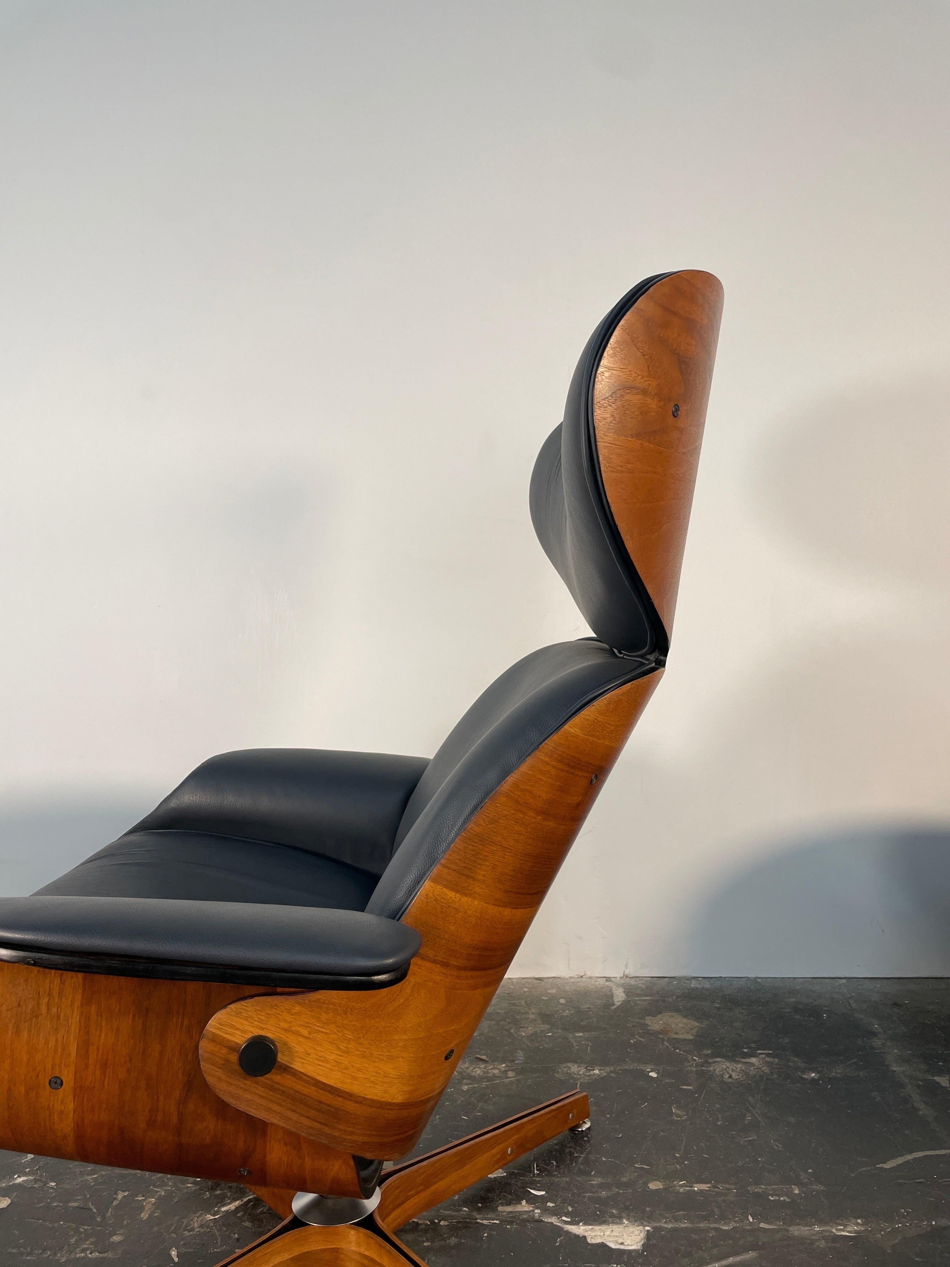 Mid-20th Century Mr. Chair by  George Mulhauser for Plycraft