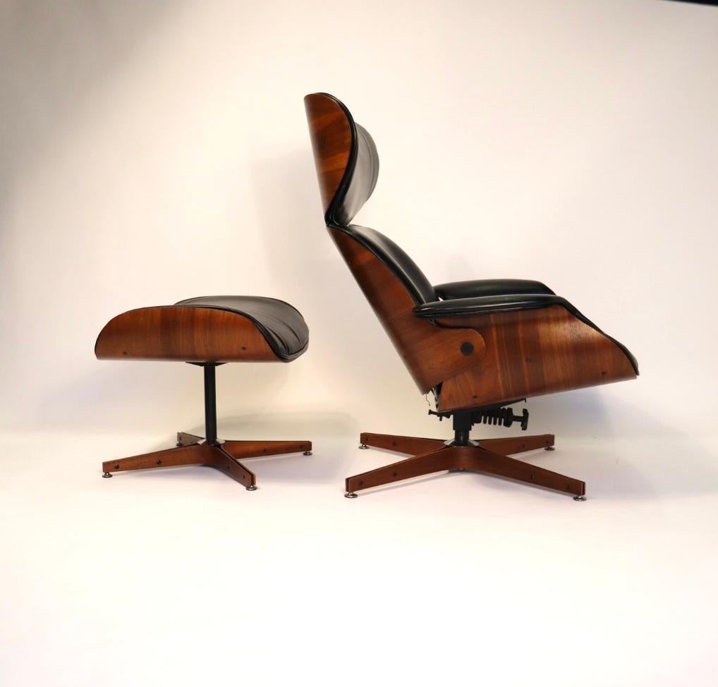 Mr. Chair & Ottoman by George Mulhauser for Plycraft In Good Condition In San Diego, CA