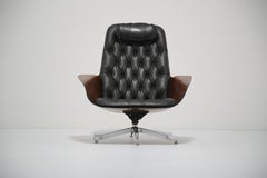 Mr Chair" Drehbarer Loungesessel aus Nussbaumholz von George Mulhauser für Plycraft, 1960er Jahre.