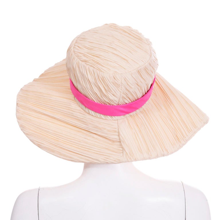 Women's Mr John Vintage Pleated Cream Floppy Hat With Hot Pink Silk Band Ribbon For Sale