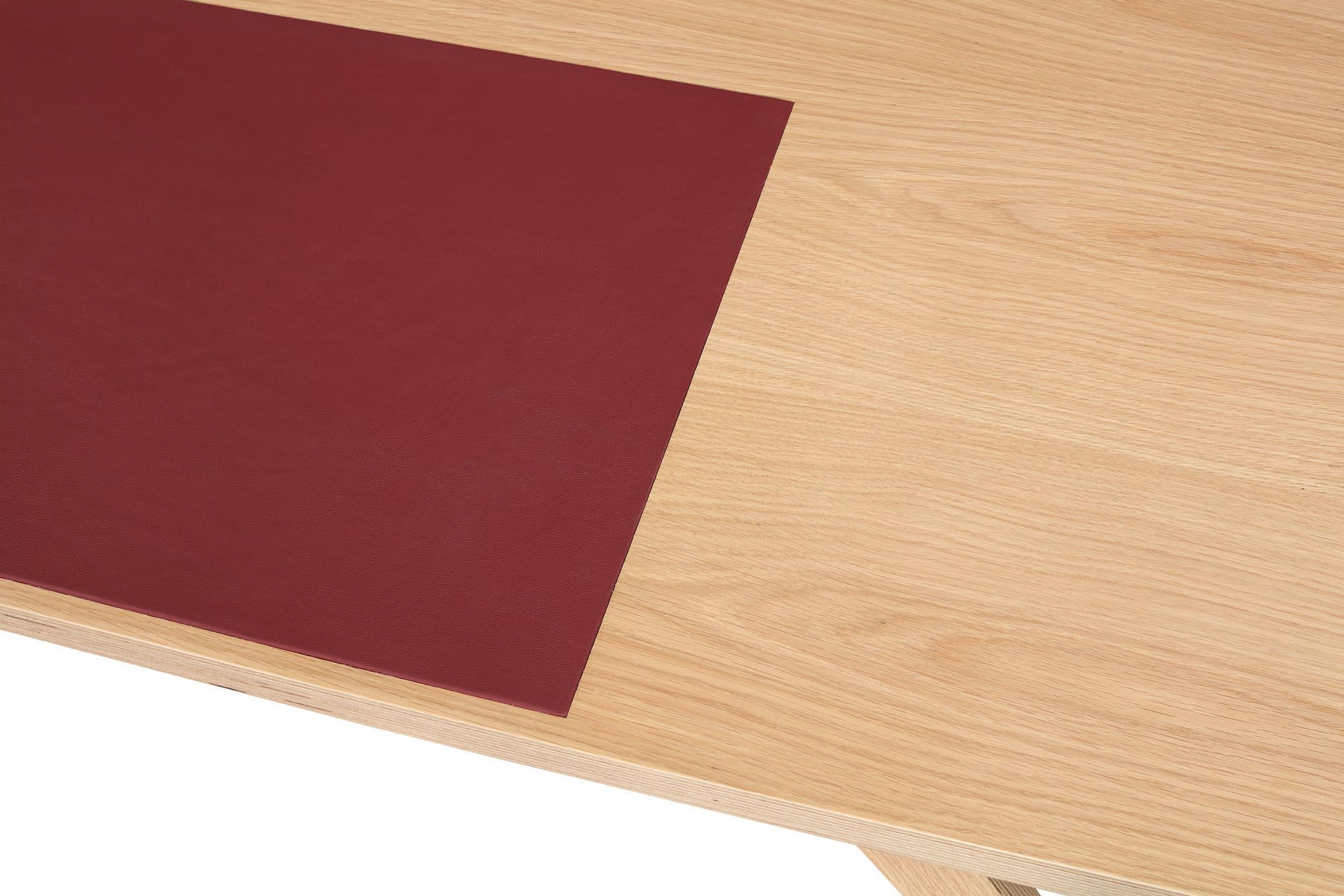 Notiz-Schreibtisch aus Eiche - 160 cm (21. Jahrhundert und zeitgenössisch) im Angebot